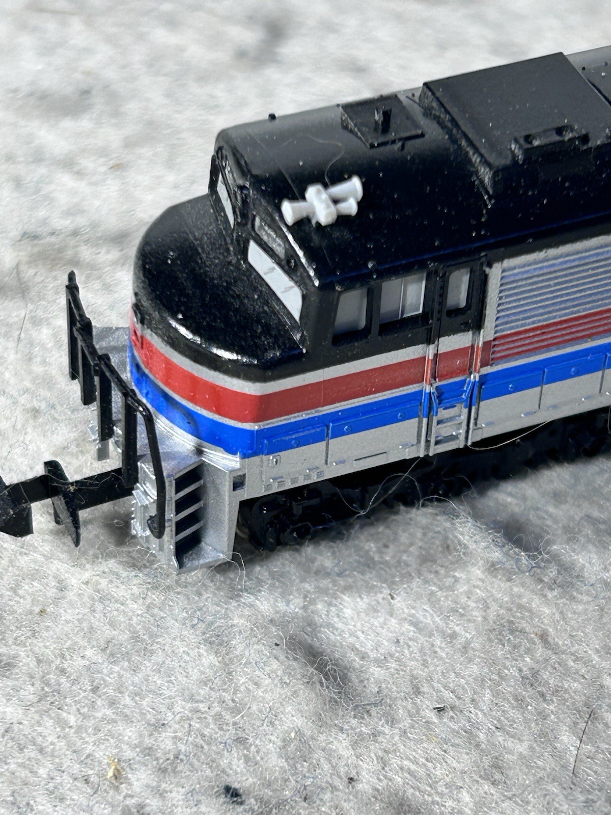 Rare Minitrix Amtrak GE P30CH Diesel Locomotive N Gauge
