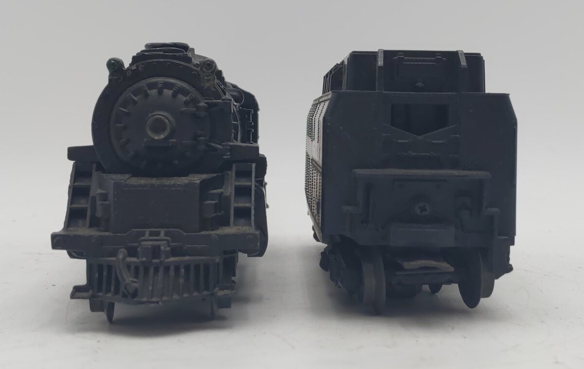 Lionel 2037 Vintage O 2-6-4 Diecast Steam Locomotive and 6026W Tender EX