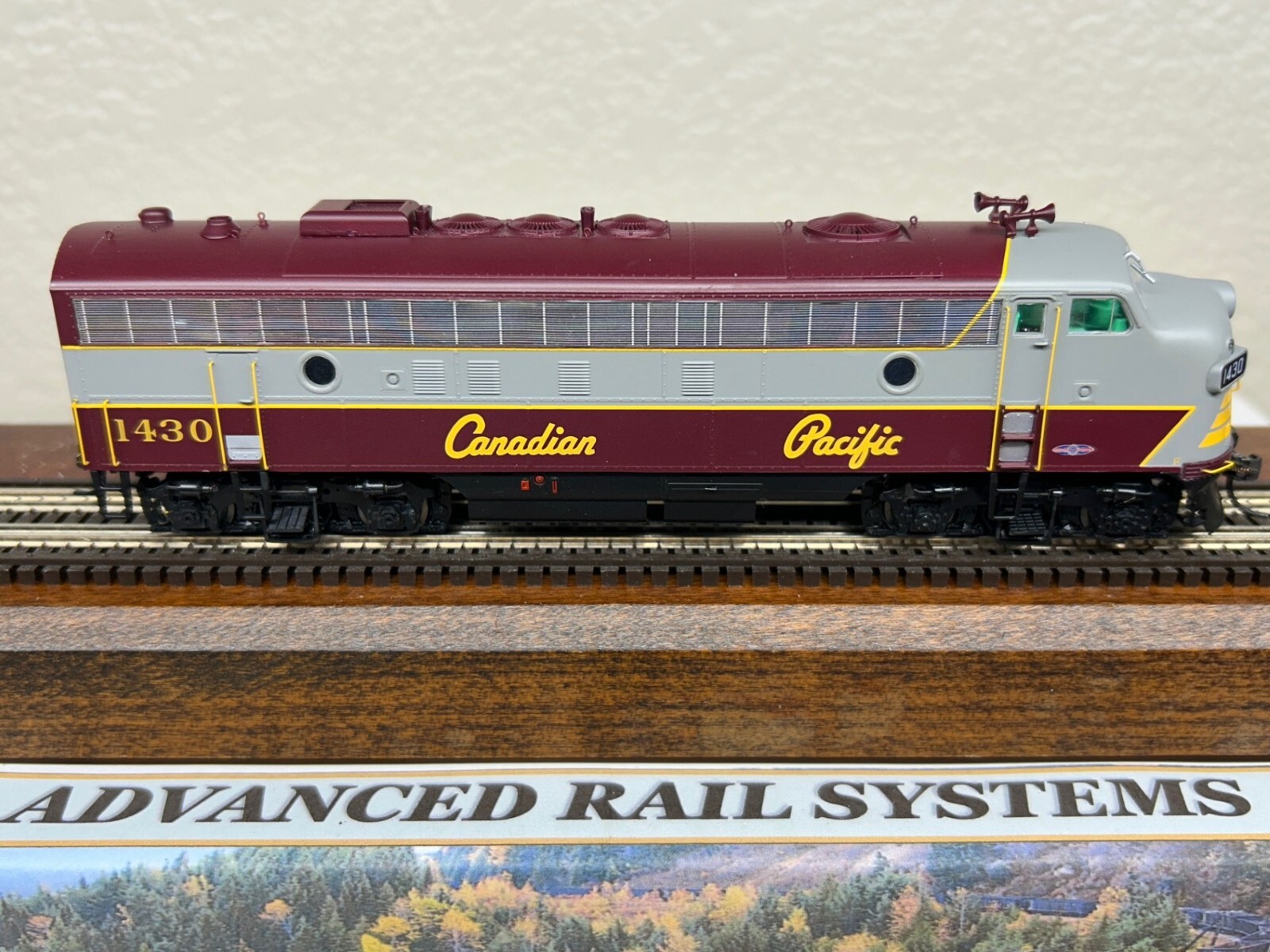 CANADIAN PACIFIC SCRIPT PASSENGER FP7 – A unit DCC / QUANTUM SOUND HO Scale NEW