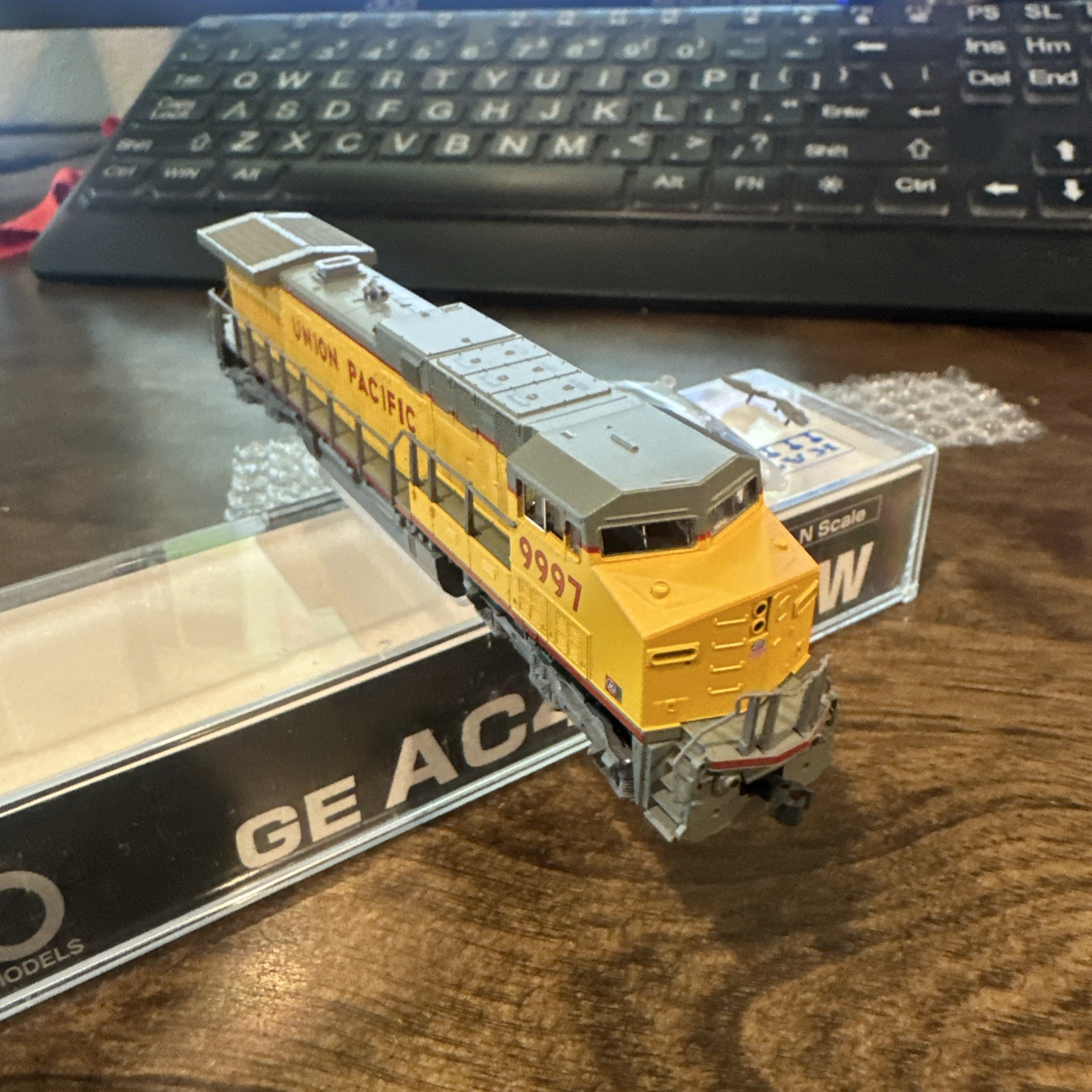 N Scale Kato 176-7003 UP Union Pacific AC4400CW Diesel #9997- DCC Ready