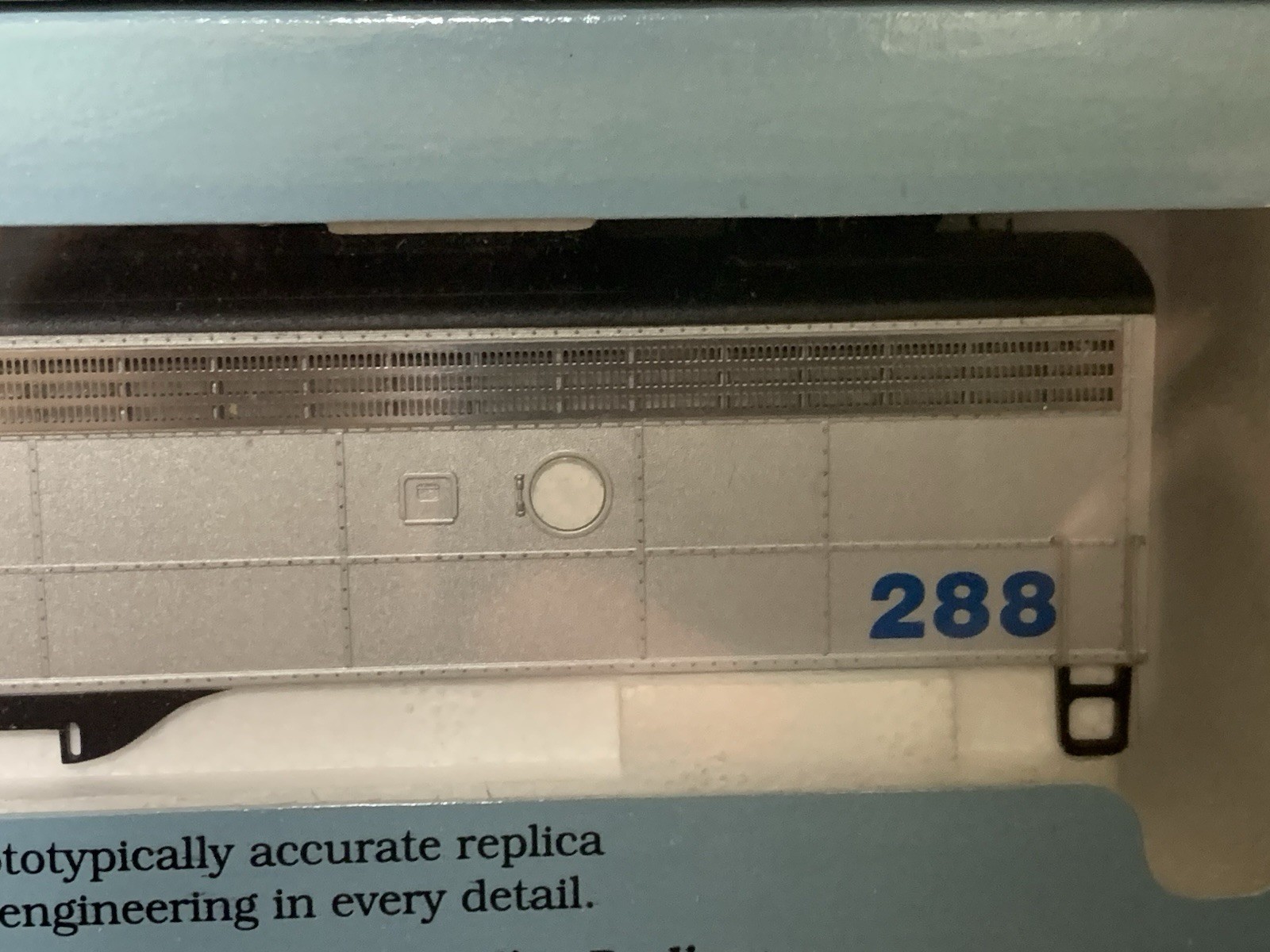 HO Scale PROTO 2000 EMD E8 / E9 DCC Diesel Locomotive AMTRAK