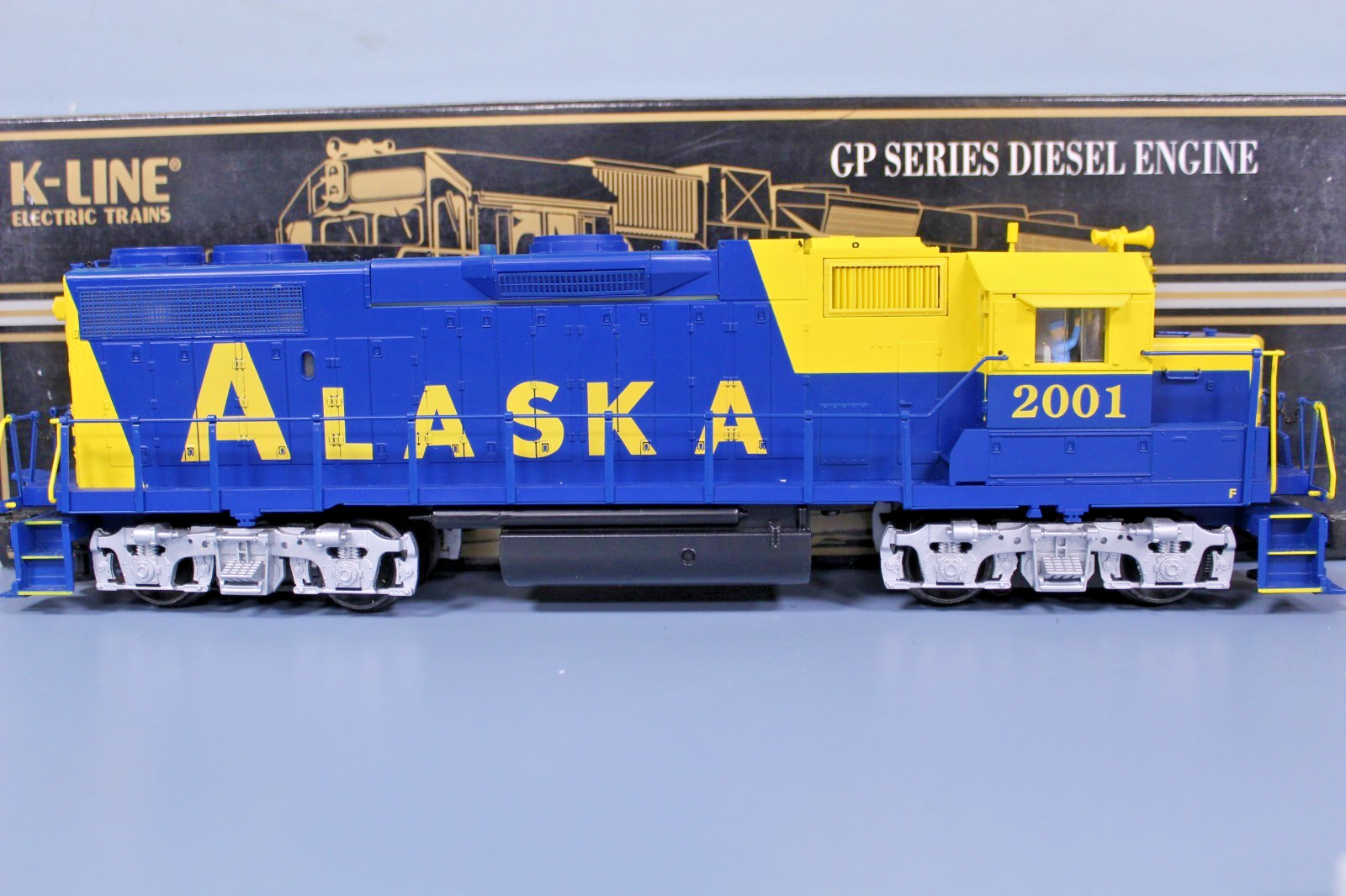 K-Line K2402-2001 Alaska RailRoad GP38-2 Diesel Engine W/LTI TMCC (B2)