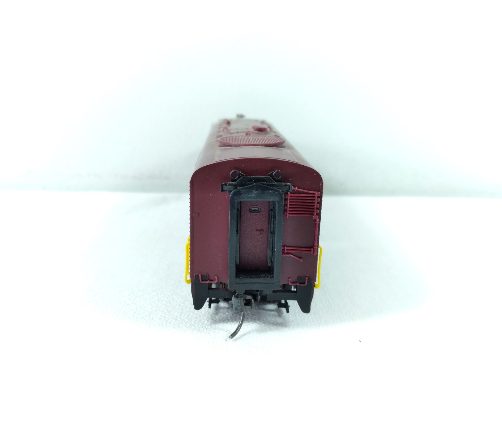 HO Train Life-Like Proto CPR #4047 Alco FA2 Locomotive – Powered
