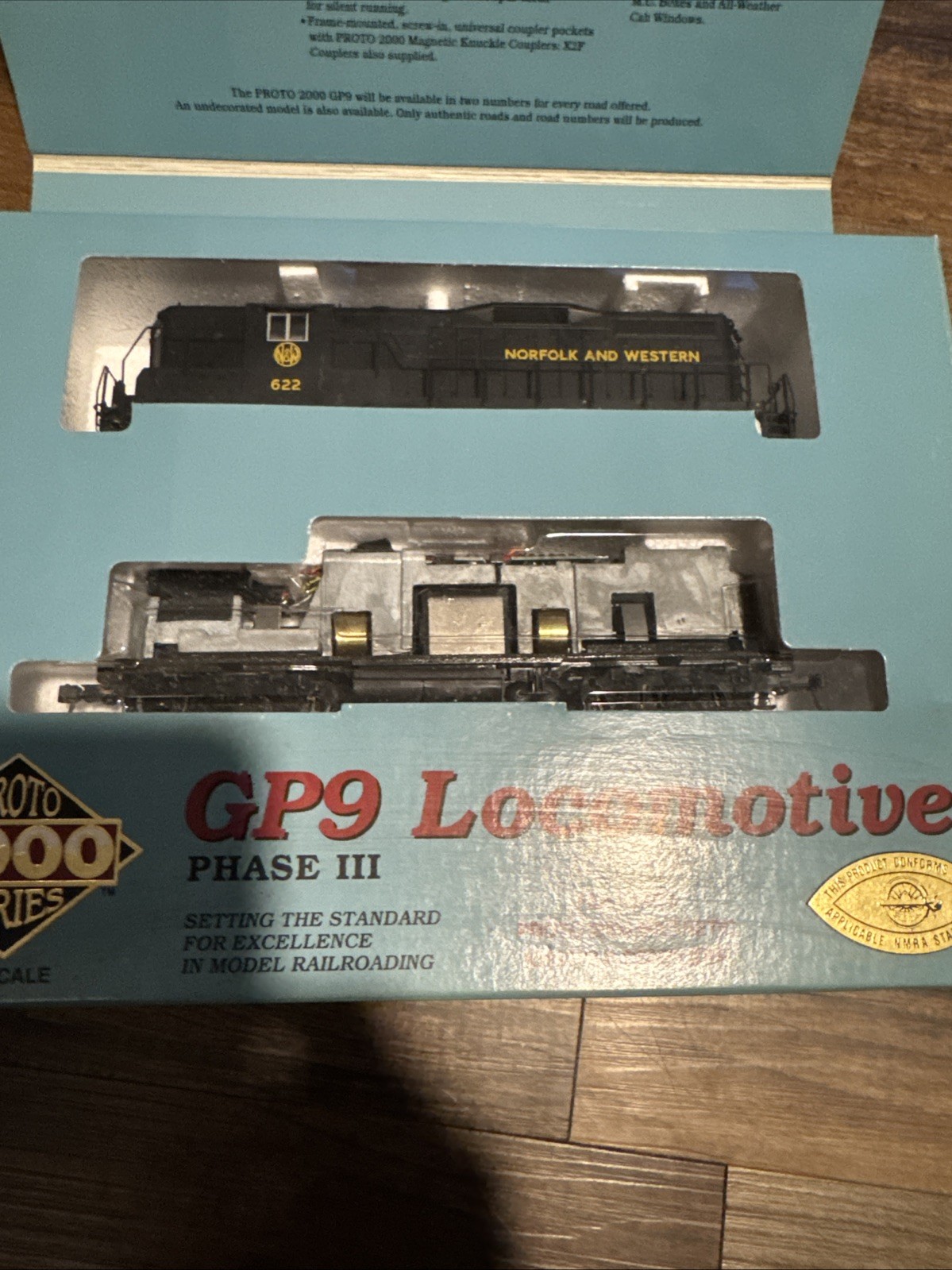 Proto 2000 Series HO Scale Locomotive GP9 Phase III Item# 21639 Norfolk