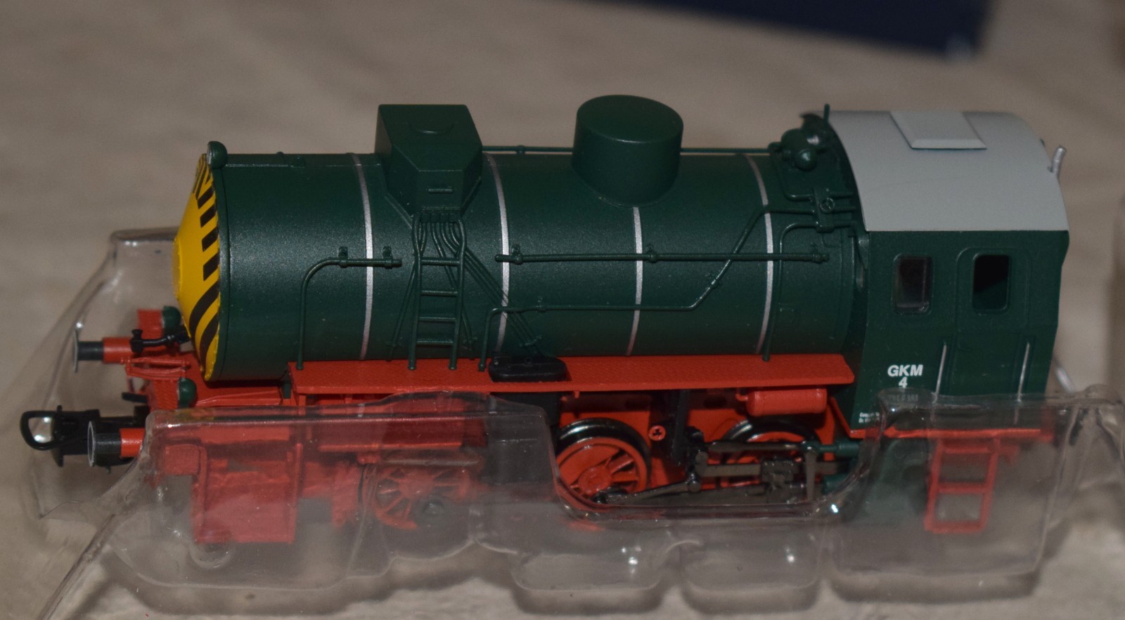 Liliput No. L103020 Steam Locomotive 0-6-0 Manheim Power Plant Green – HO in Box