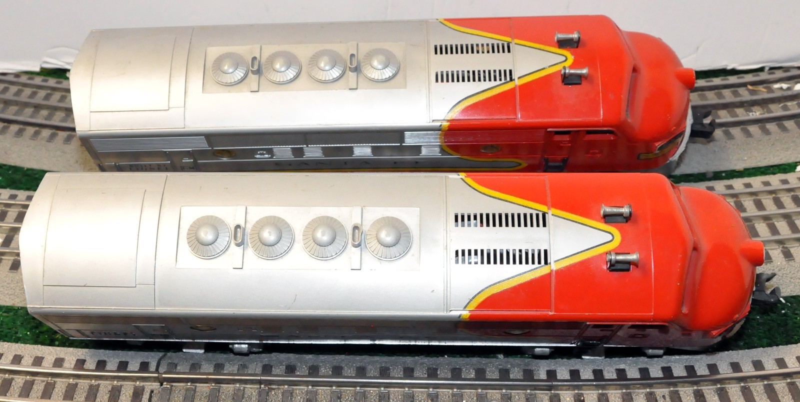 Lionel 2353 Santa Fe F 3 AA-In Original Boxes and Master Carton-Fully Serviced