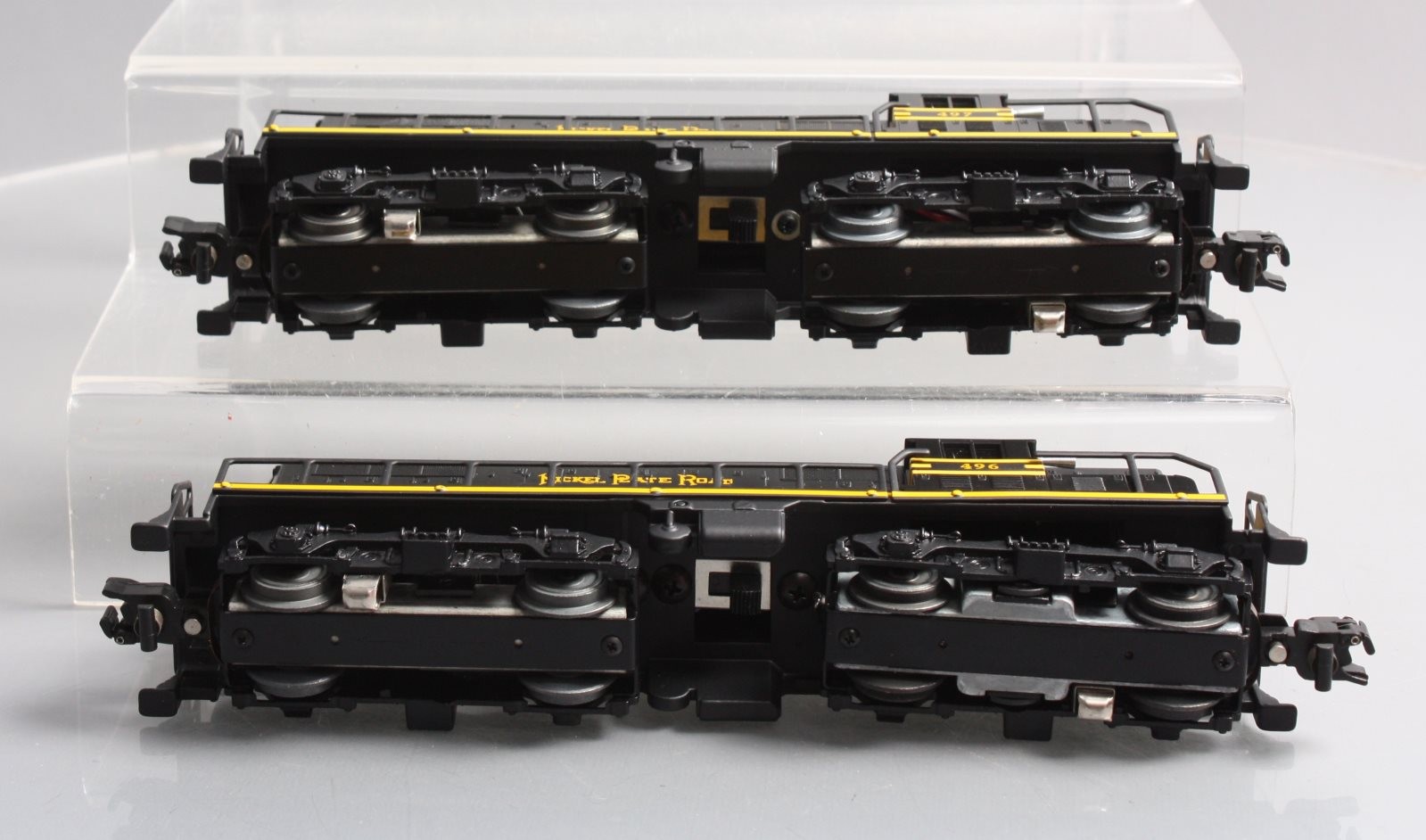 American Flyer 6-48017 S Nickel Plate Road GP-9 Diesel Locomotive Set #496/497