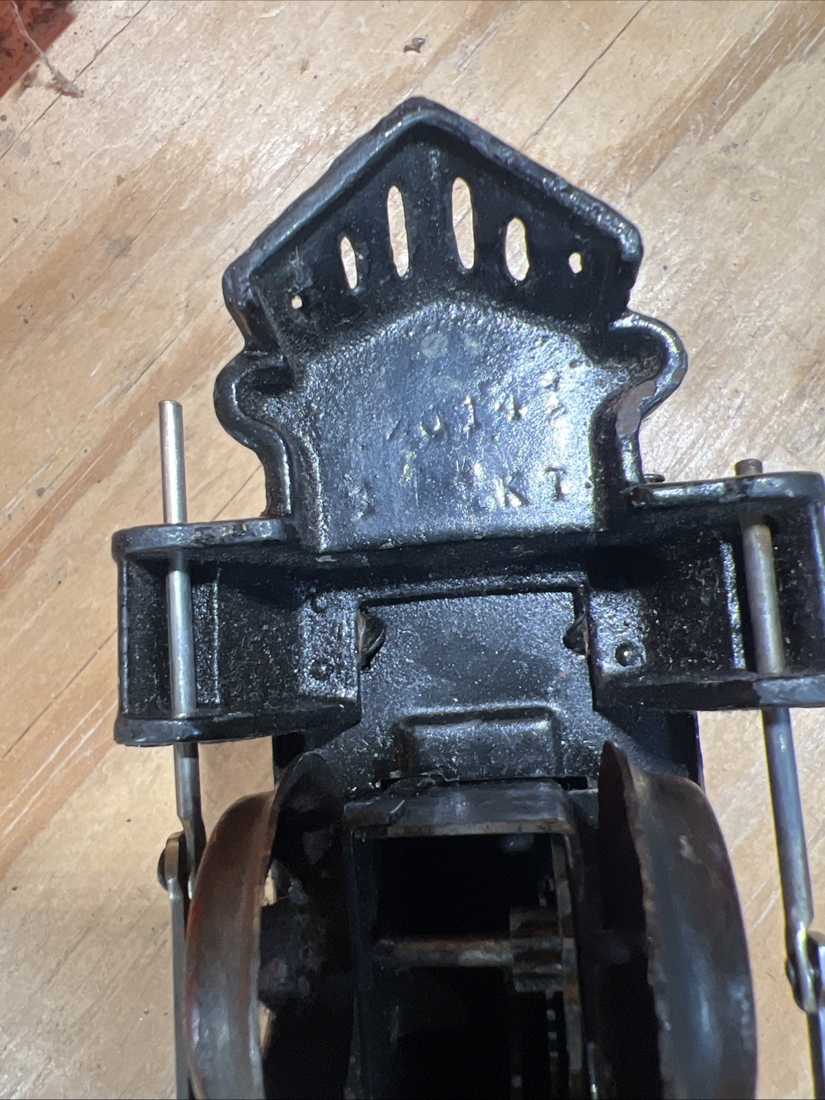 Vintage Bing Windup Locomotive And Cart / Stamped 4014 KT