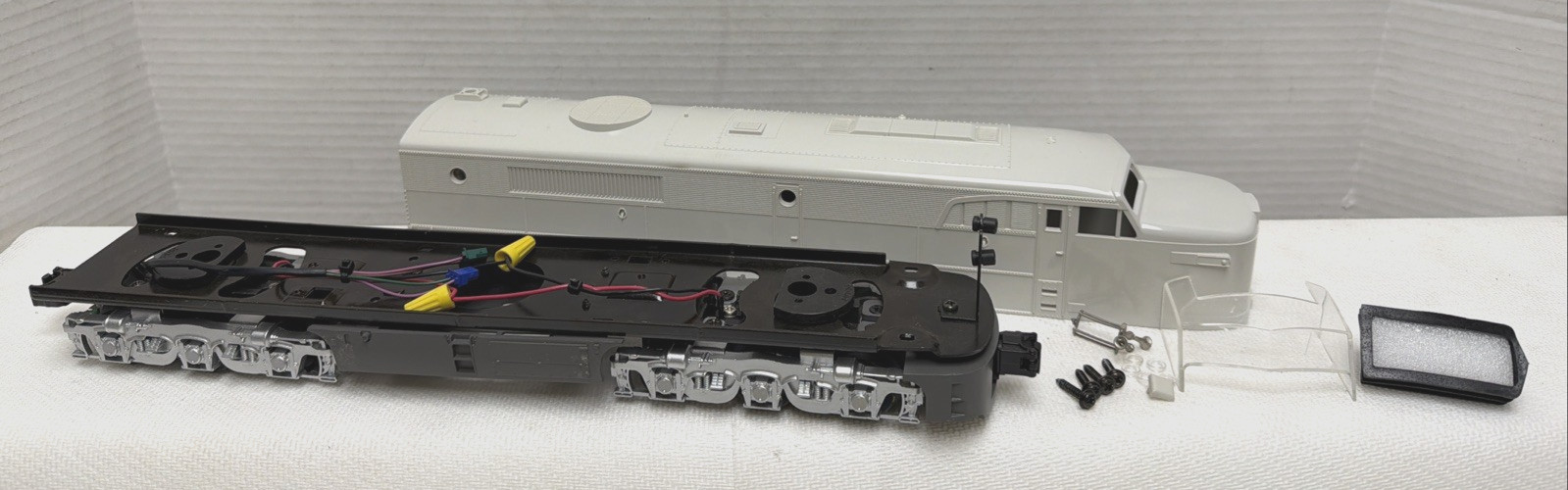 RAIL KING BY MTH ALCO PA DIESEL A-UNIT POWERED UNDECORATED. NEW PARTS. #4