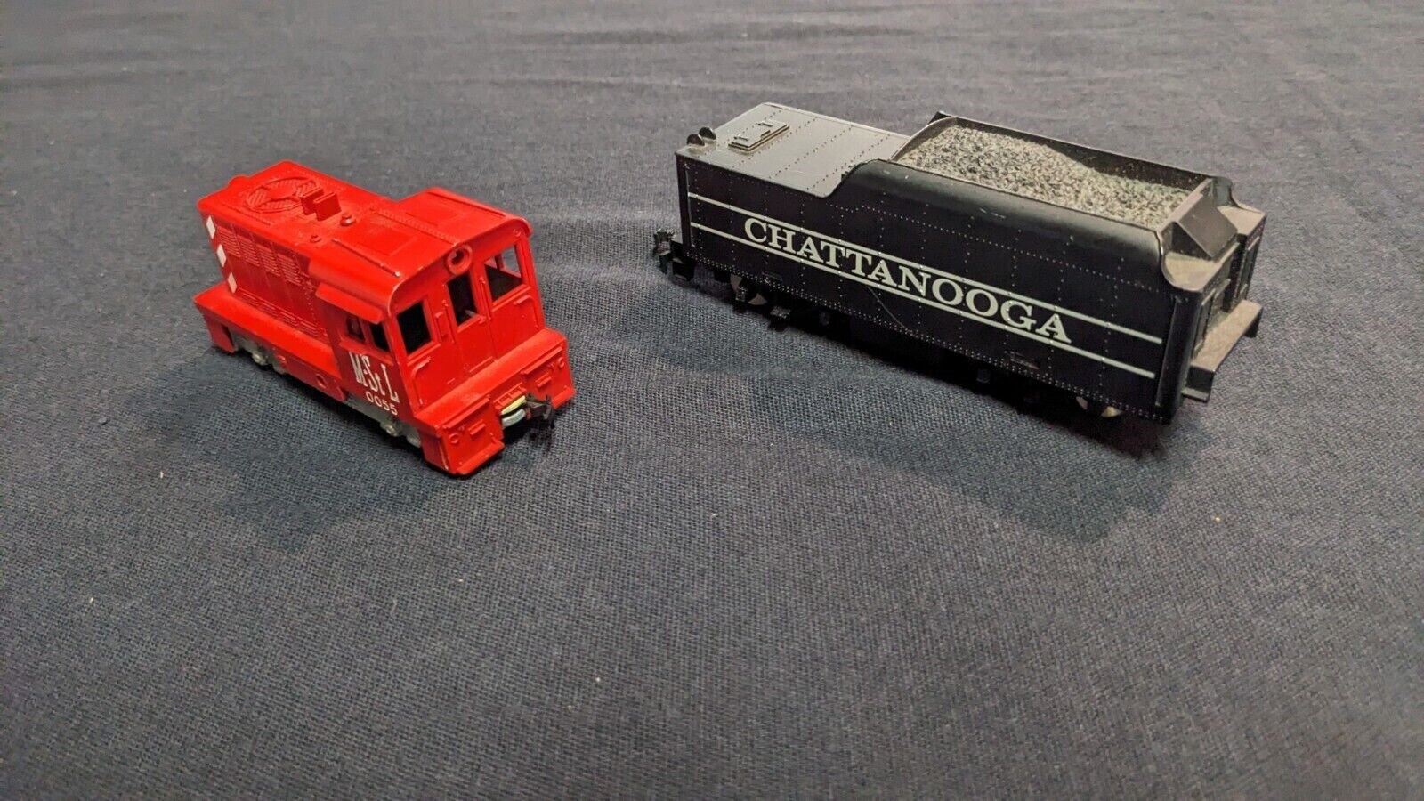 Mixed HO Train Lot: Lionel Switcher, Tyco & Bachmann Freight, Others