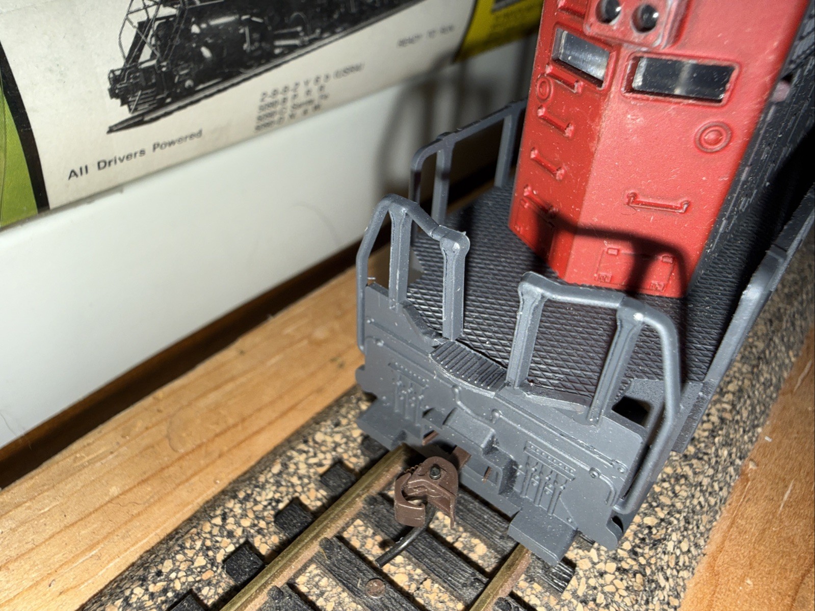 AHM HO Scale Southern Pacific SD40 Powered Locomotive #8444 NOS*