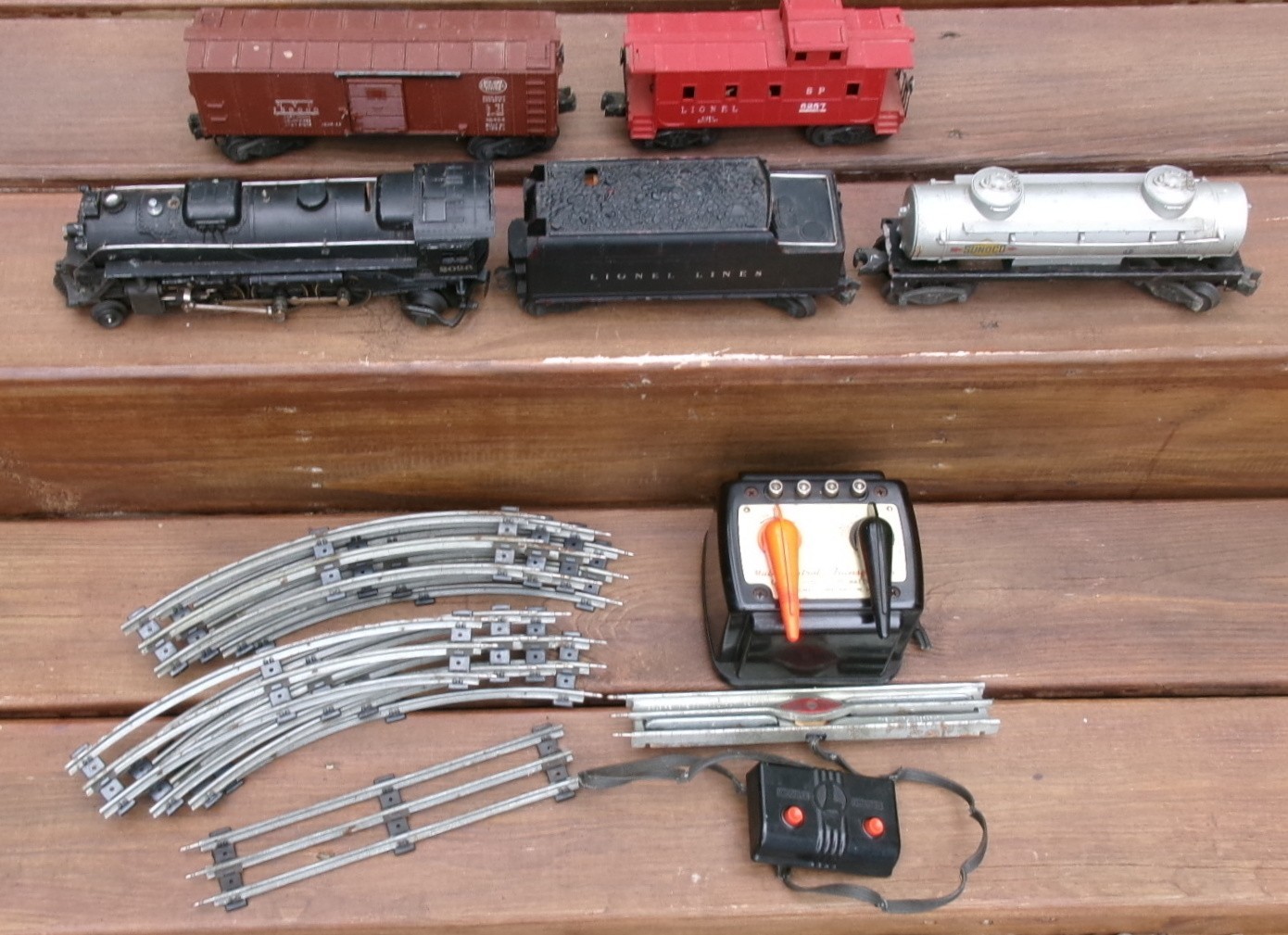 Lionel Post War #2026 Engine 027 Train Set O Gauge Tracks Transformer Untested
