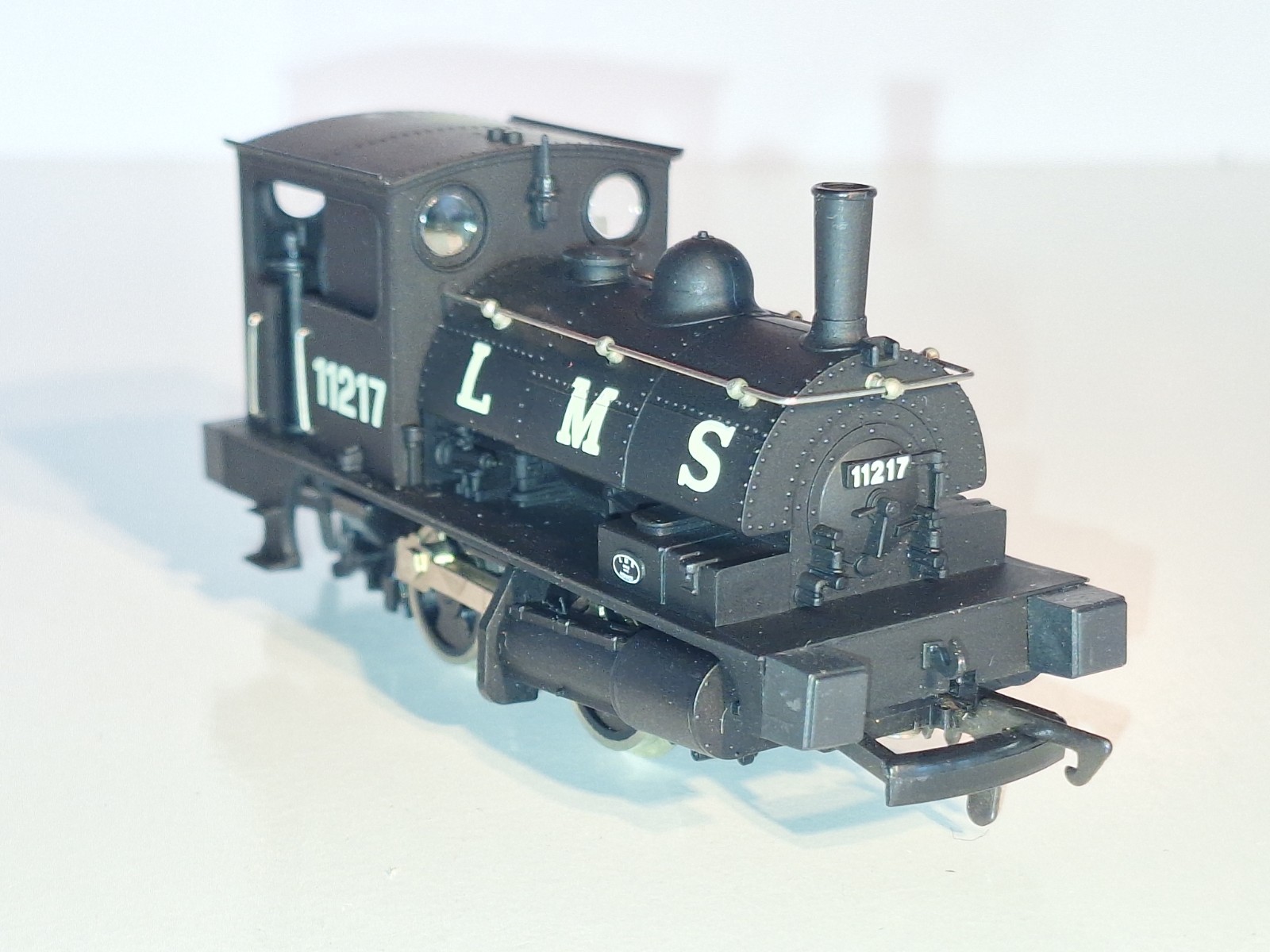 Dapol D1 LMS LNY Pug Tank Loco. New Old Stock. Mint Cond. 2 Rail DC Boxed. OO