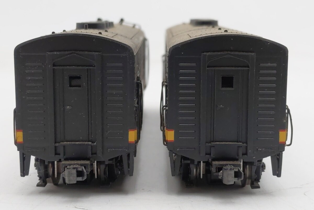 Proto 1000 920-35006 Northern Pacific F3 A/B Diesel Locomotive Set EX