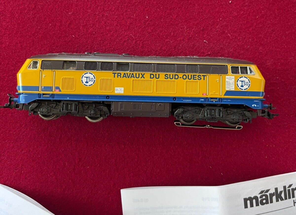 Marklin HO 37743 Diesel Hydraulic Locomotive BR 216 Travaux du Sud-Ouest (TSO)
