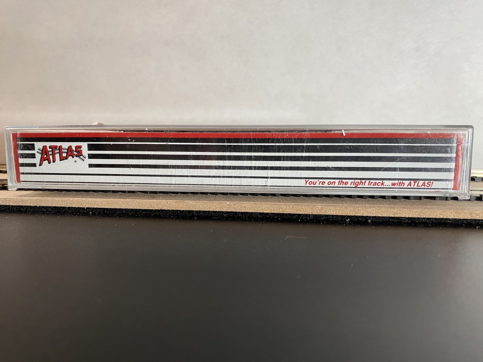 Atlas N Scale EMD GP30 #4730 Great Northern Diesel Locomotive Rd#3001