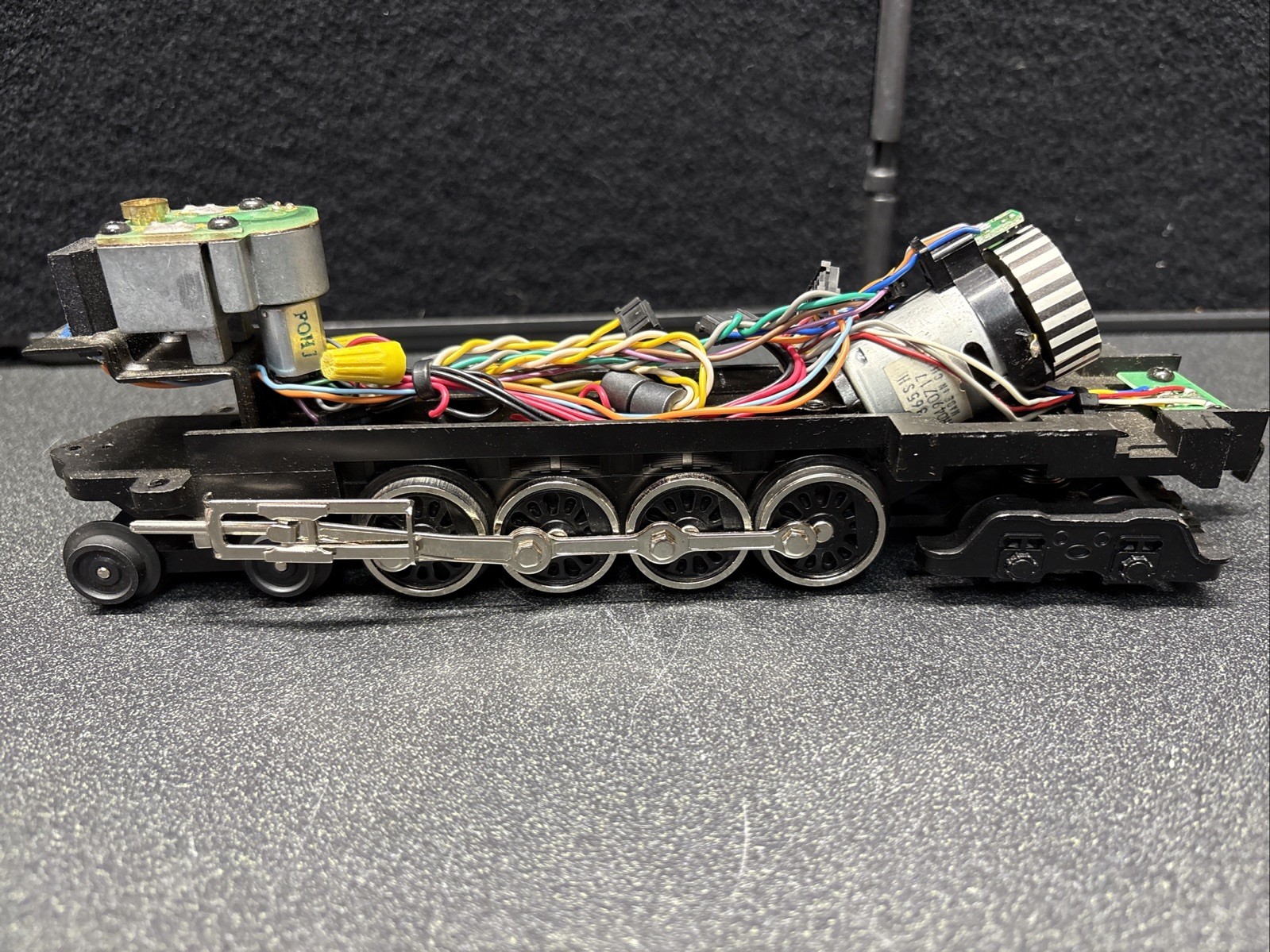 MTH SOUTHERN PACIFIC 4-8-4 GS-4 NORTHERN STEAM ENGINE DRIVE CHASSIS FOR PARTS