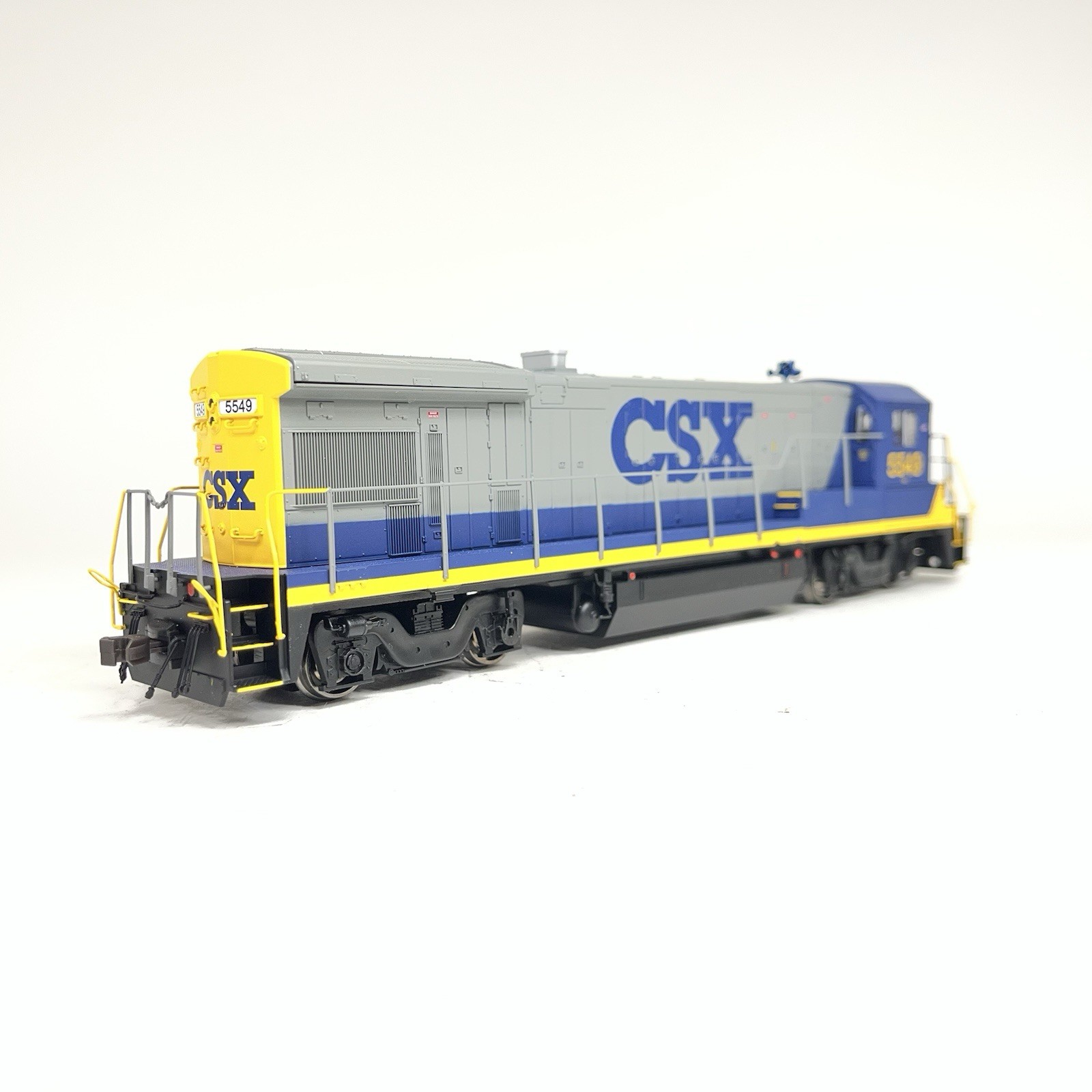 Atlas Silver HO CSX #5549 GE B30-7 DC Powered