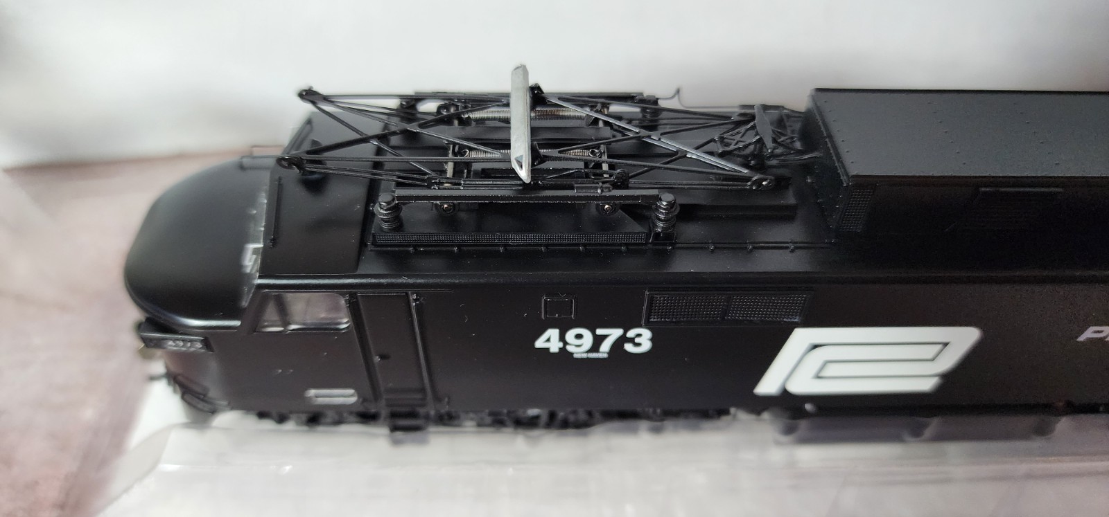 Rapido 84511 GE Electric EP-5 Penn Central Railroad Black 4973 DCC Sound HO