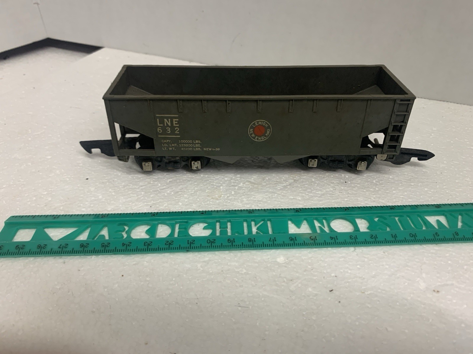 Vintage 1950’s Gilbert American Flyer 322 Steam Locomotive Train Set Heavy Duty
