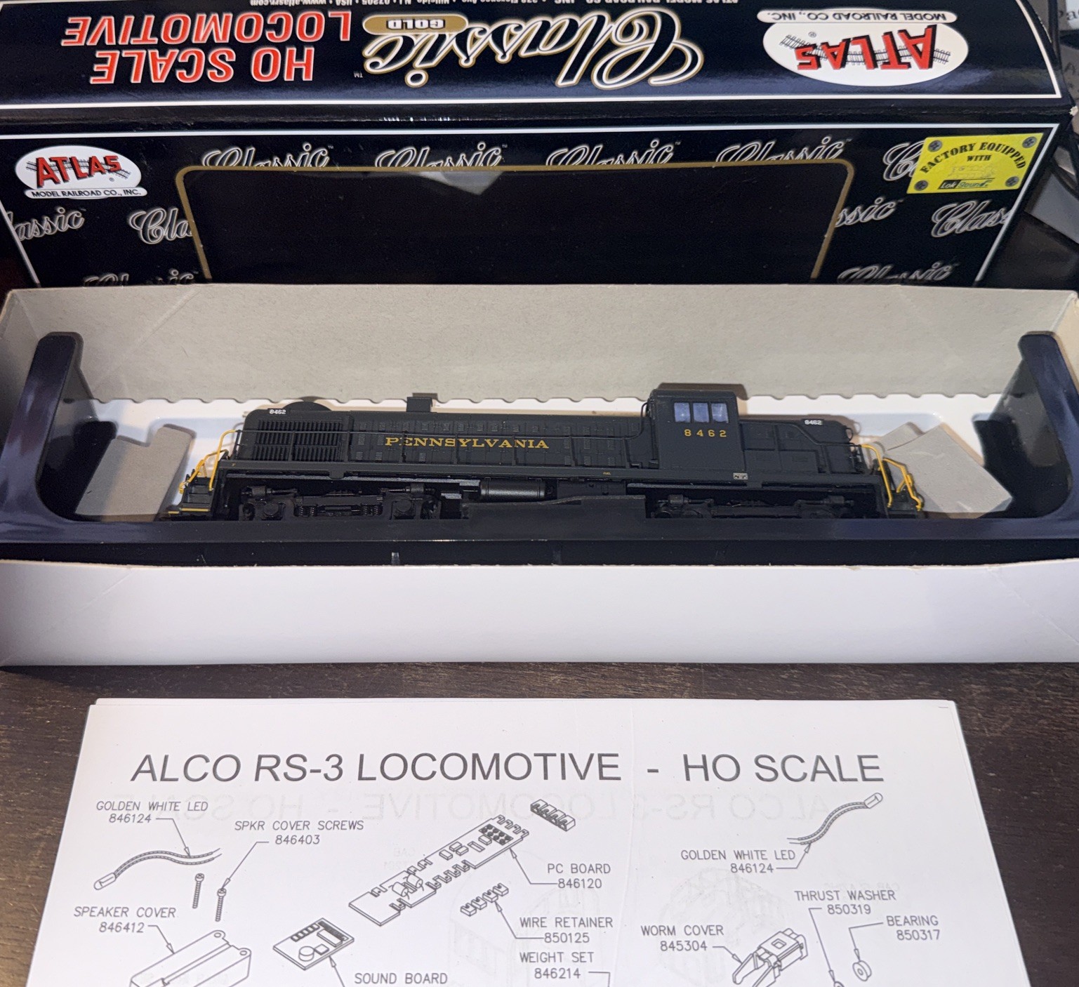 Atlas Classic Gold Ho Scale Pennsylvania Alco RS-3 #8462 Diesel Loco W/ Sound