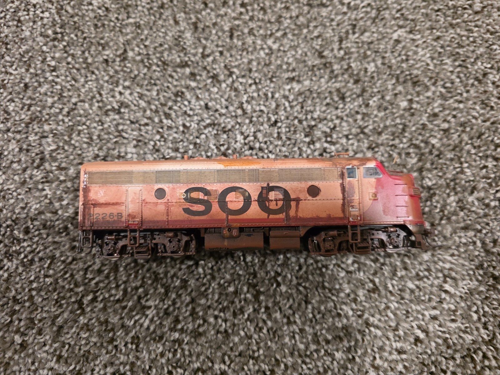 HO Scale Soo Line F7 #2226B (Weathered)