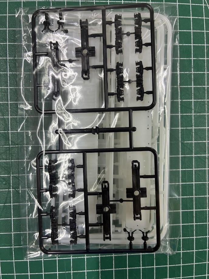 N scale kit 723M1 Mani 44 white molded for painting, direct sales version