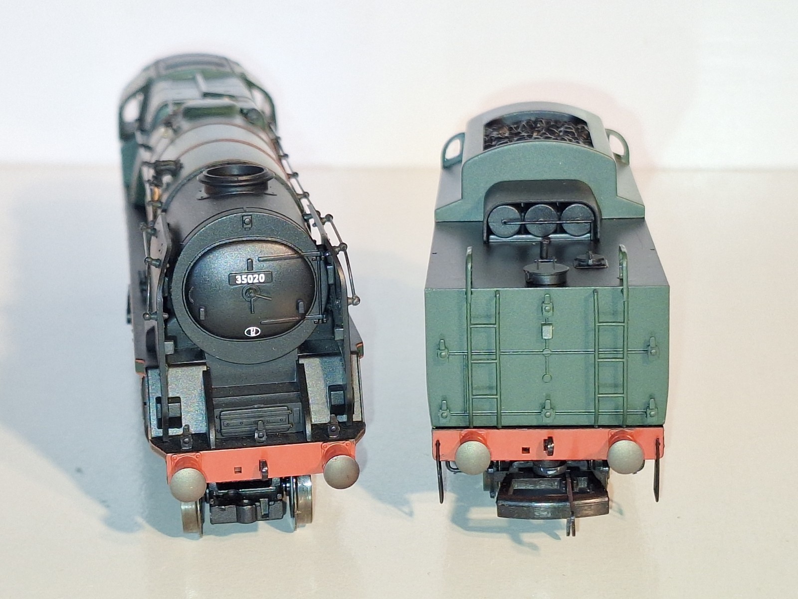 Hornby R2204 BR Bibby Line 35020. New Old Stock. Mint Cond. Boxed. 2 Rail DC. OO