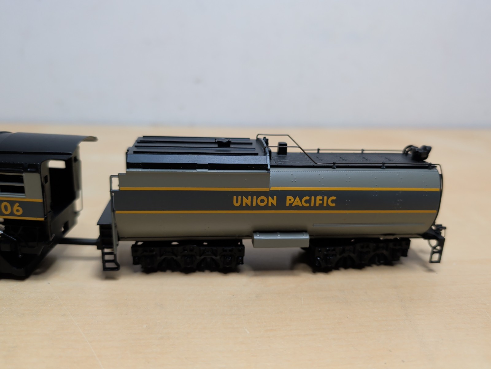 Sharp Bachman Union Pacific RR 4-8-4 Steam Locomotive HO No Box