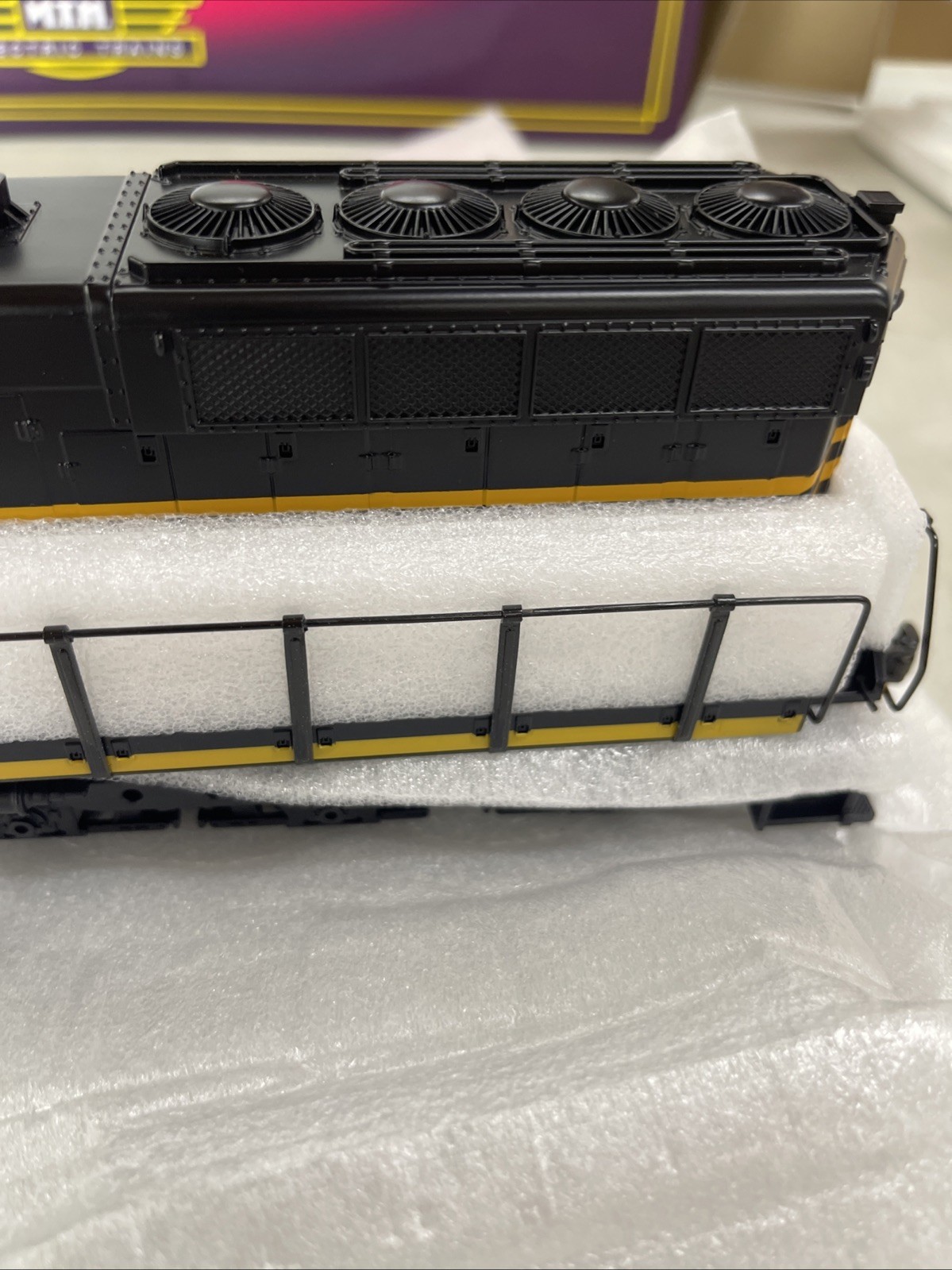 MTH MT-2110L Nickel Plate Road Cab No. 350 EMD SD-9 W/Proto OB Cab 350