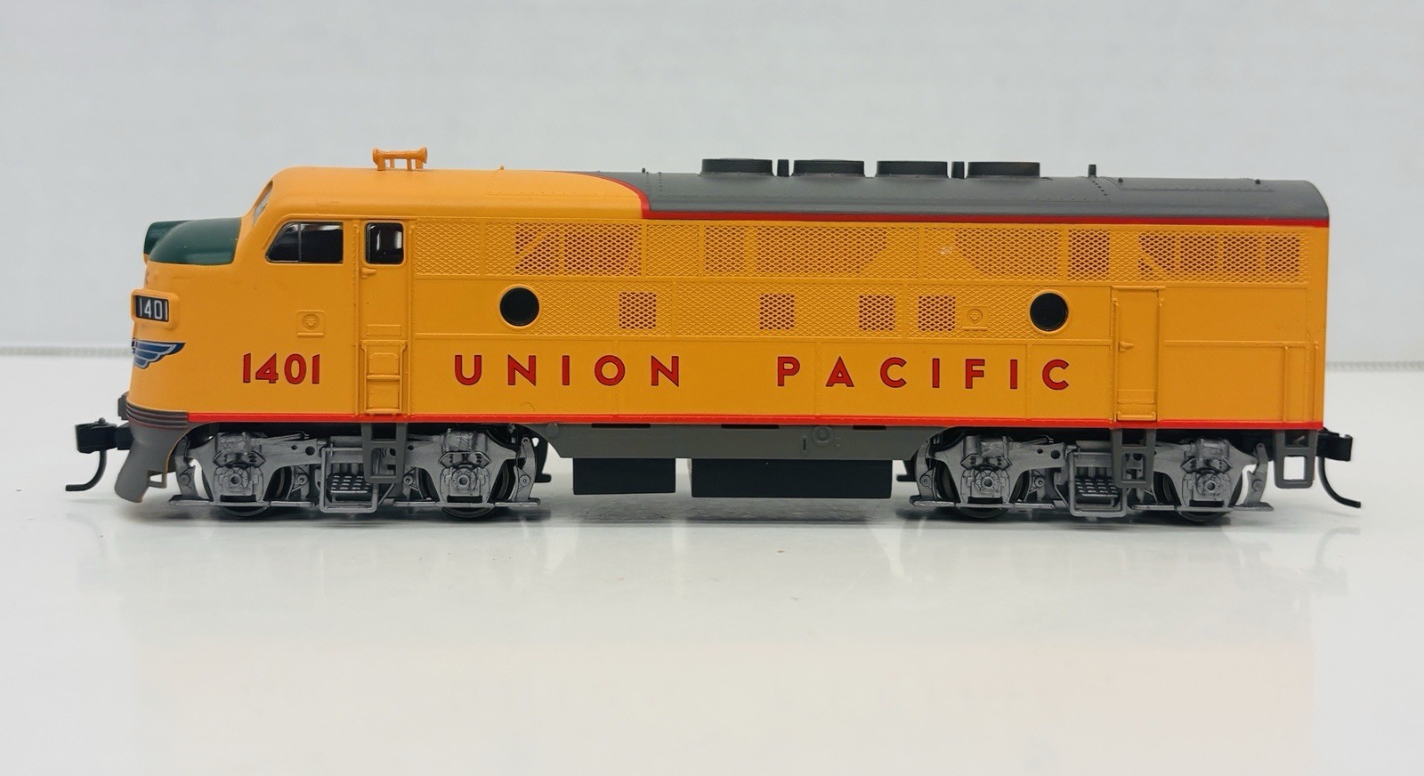 Proto 1000 HO Union Pacific AB Set Powered F3A & Dummy F3B Diesel 8174 READ