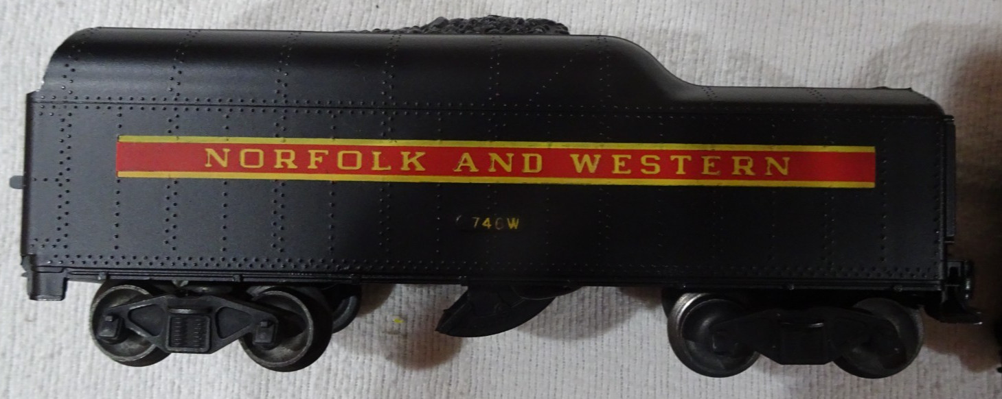 POSTWAR LIONEL 746 NORFOLK & WESTERN CLASS J NORTHERN LOCO & 746W TENDER, C-7 EX