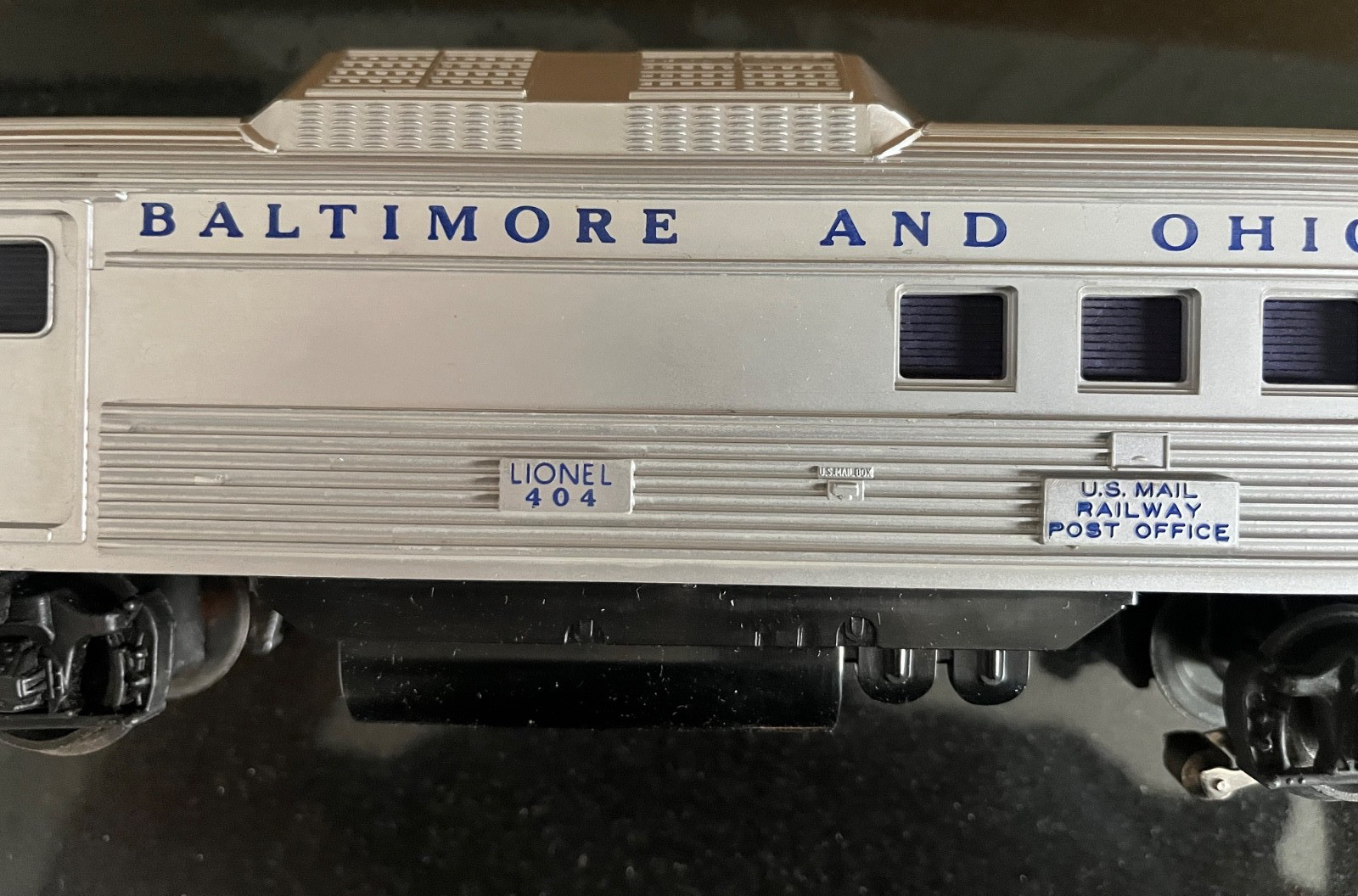 Postwar Lionel 404 B&O RDC-4 RPO Budd Car w/Original Box/Insert/Inst FREE S&H