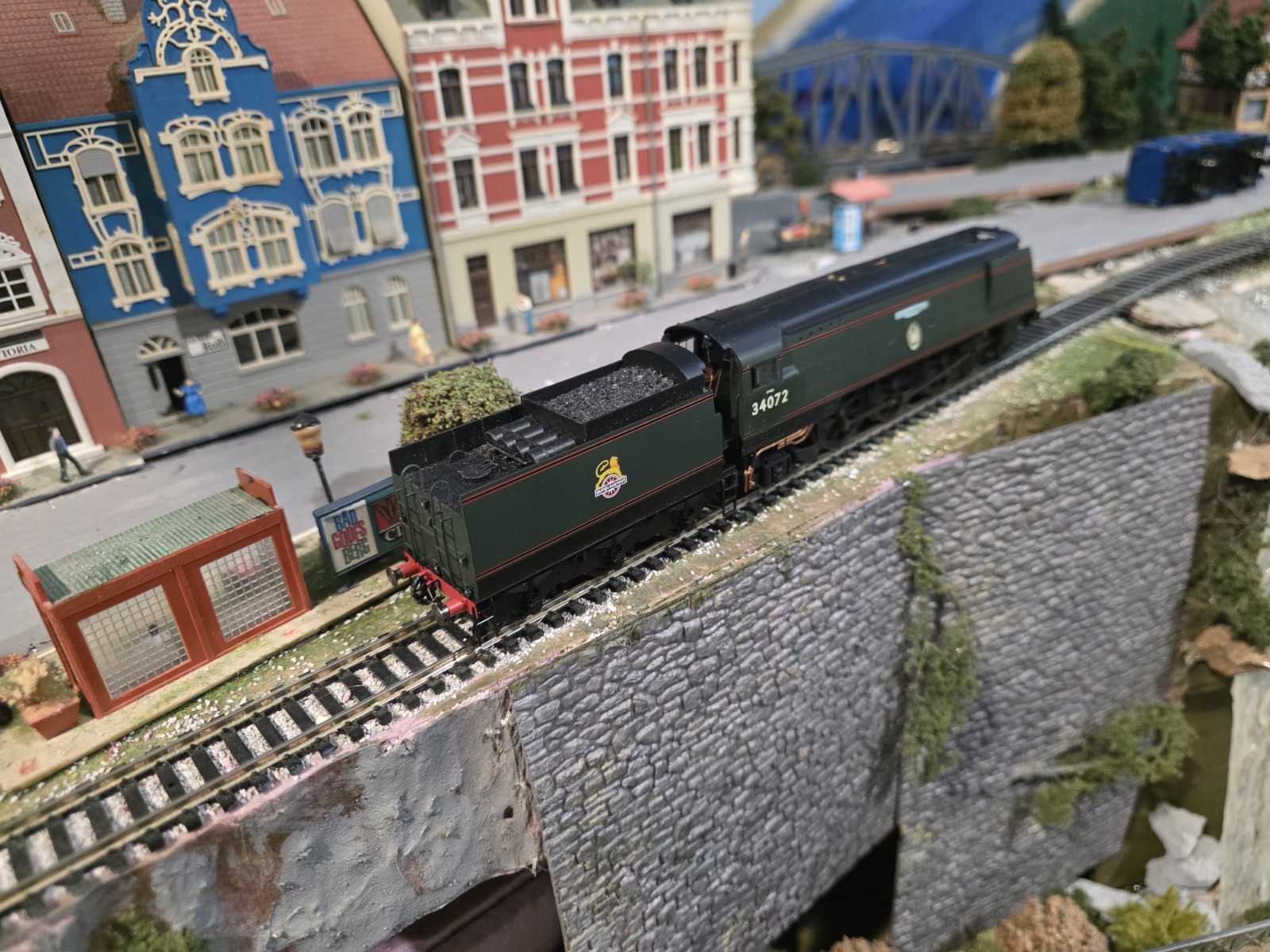 Hornby BR Battle Of Britain Steam Locomotive TMC289 OO Scale DC