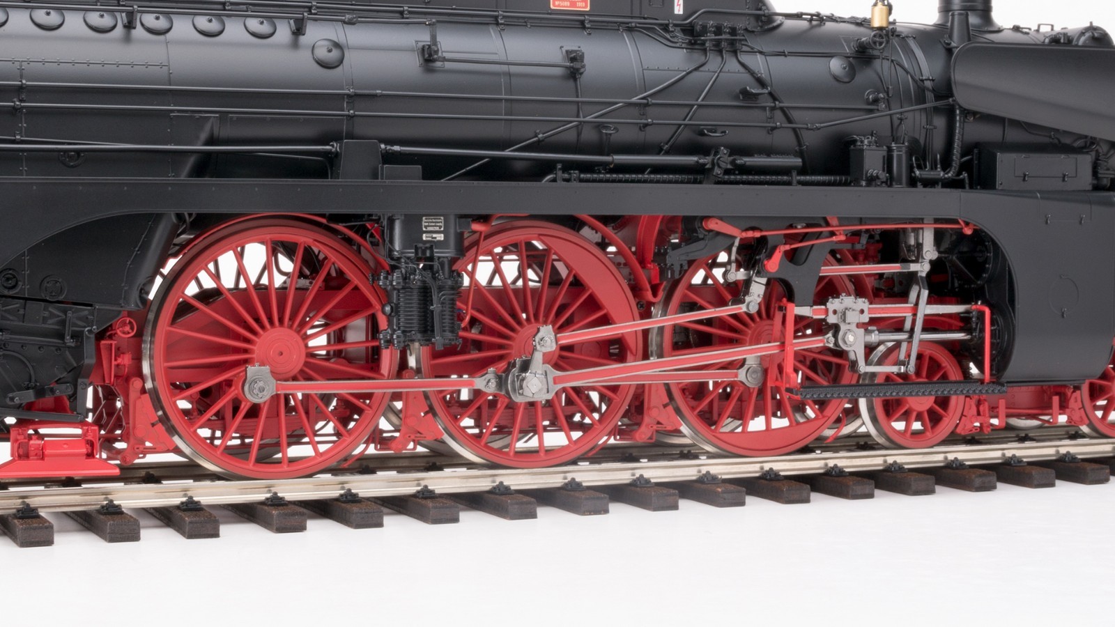 KM1 Gauge 1 Steam Locomotive BR 18 314 Digital, Various Versions