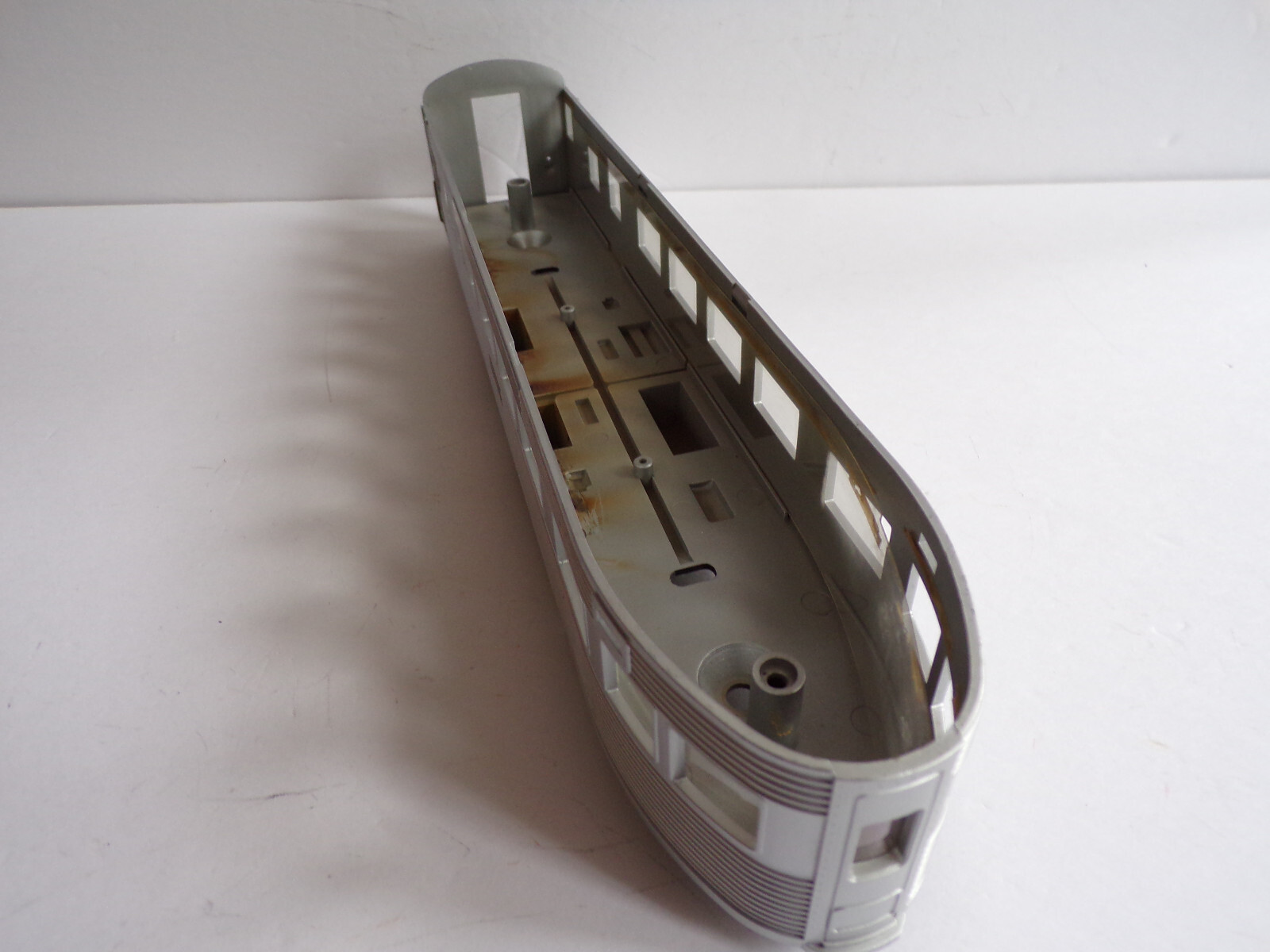 MTH Pennsylvania 1126  Shell  – O gauge Coach. For repair and restoration.
