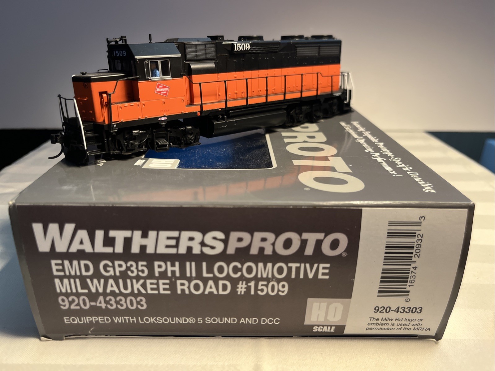 HO Scale Walthers Proto Milwaukee Road GP35 #1509 DCC/Sound TESTED