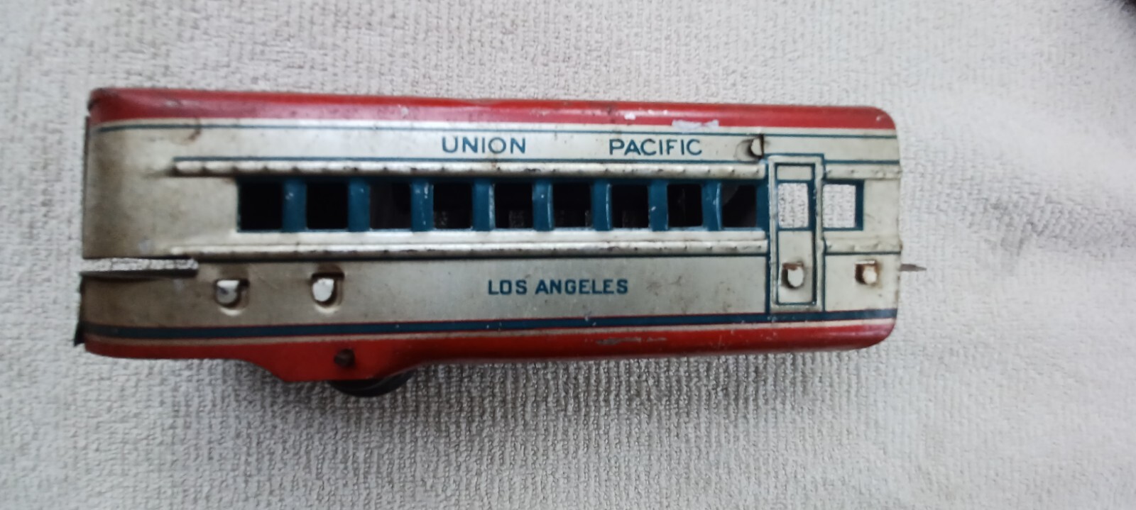 Vintage 1940’s MARX M10005 Union Pacific Passenger Tin Train Los Angeles