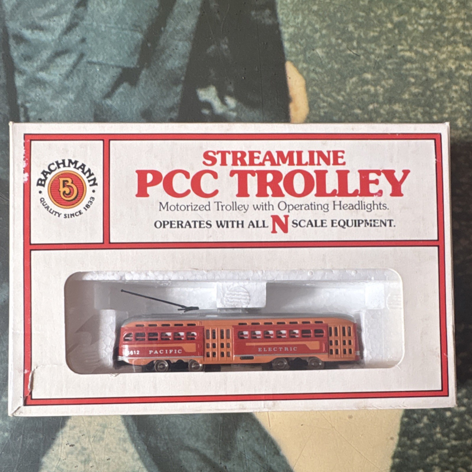 Bachmann N Scale PCC Trolley Pacific Electric Motorized #51-629 C3