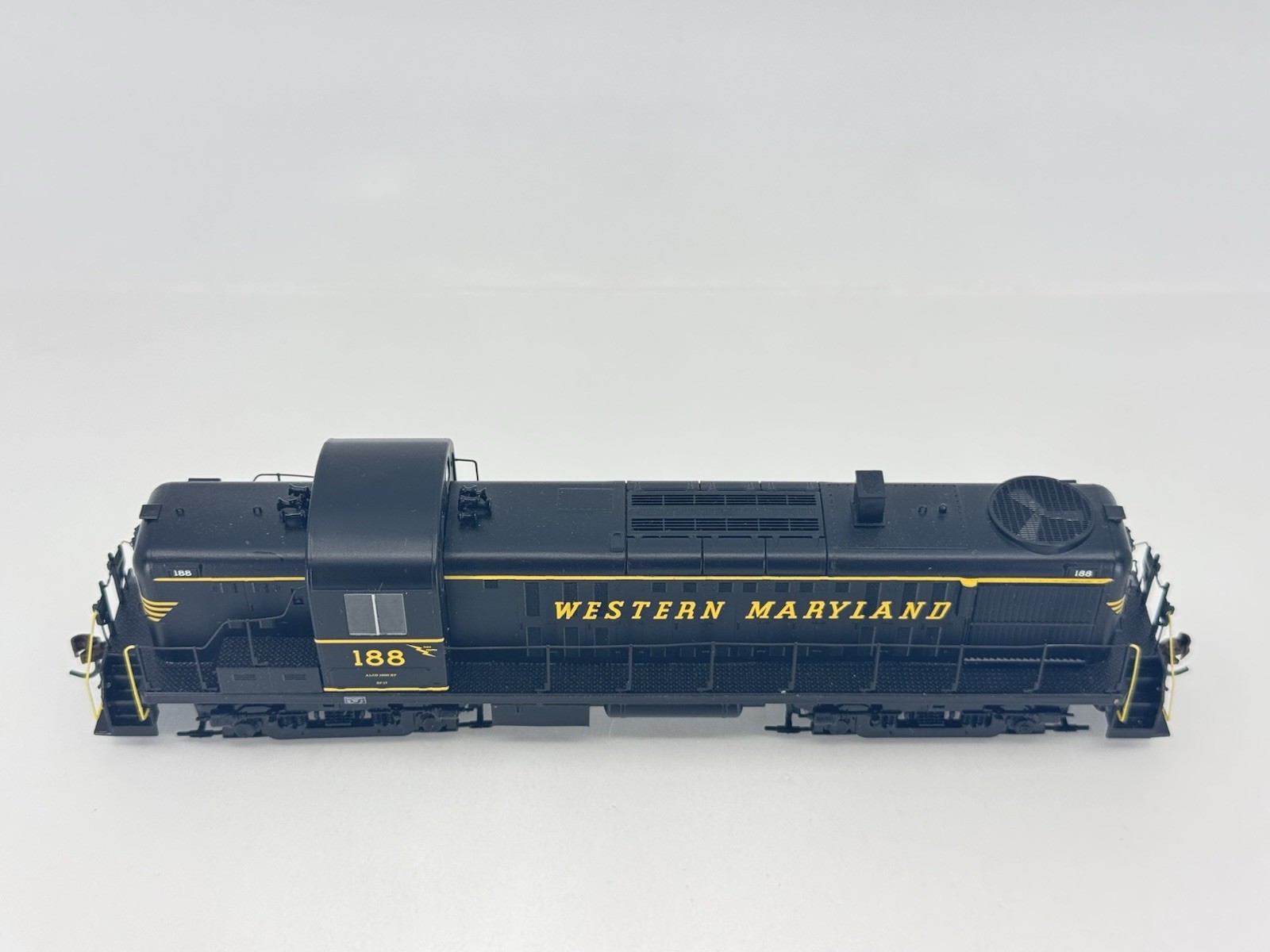 HO Athearn RTR 84036 Western Maryland Alco RS-3 Diesel Locomotive WM #188