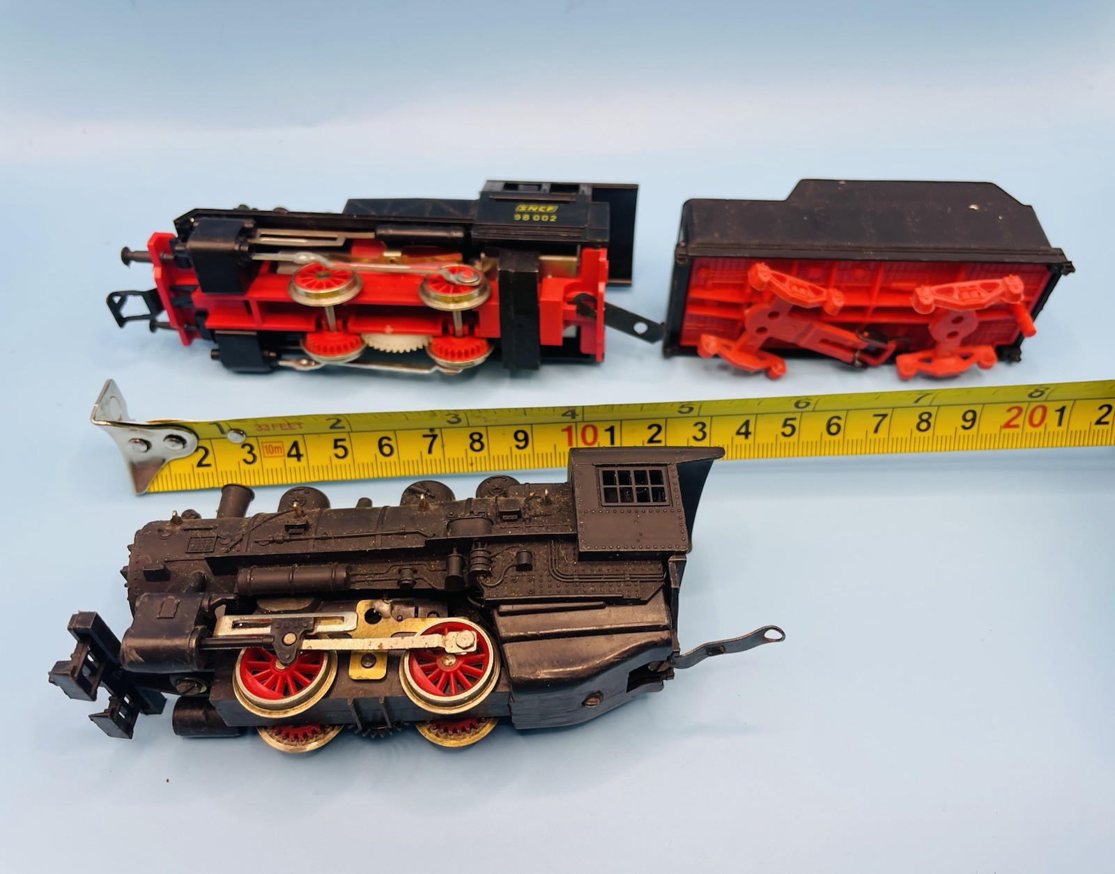 2x HO Gauge 0-4-0 Steam Locomotives + Tender (PIKO, SNCF) Untested / Parts Only