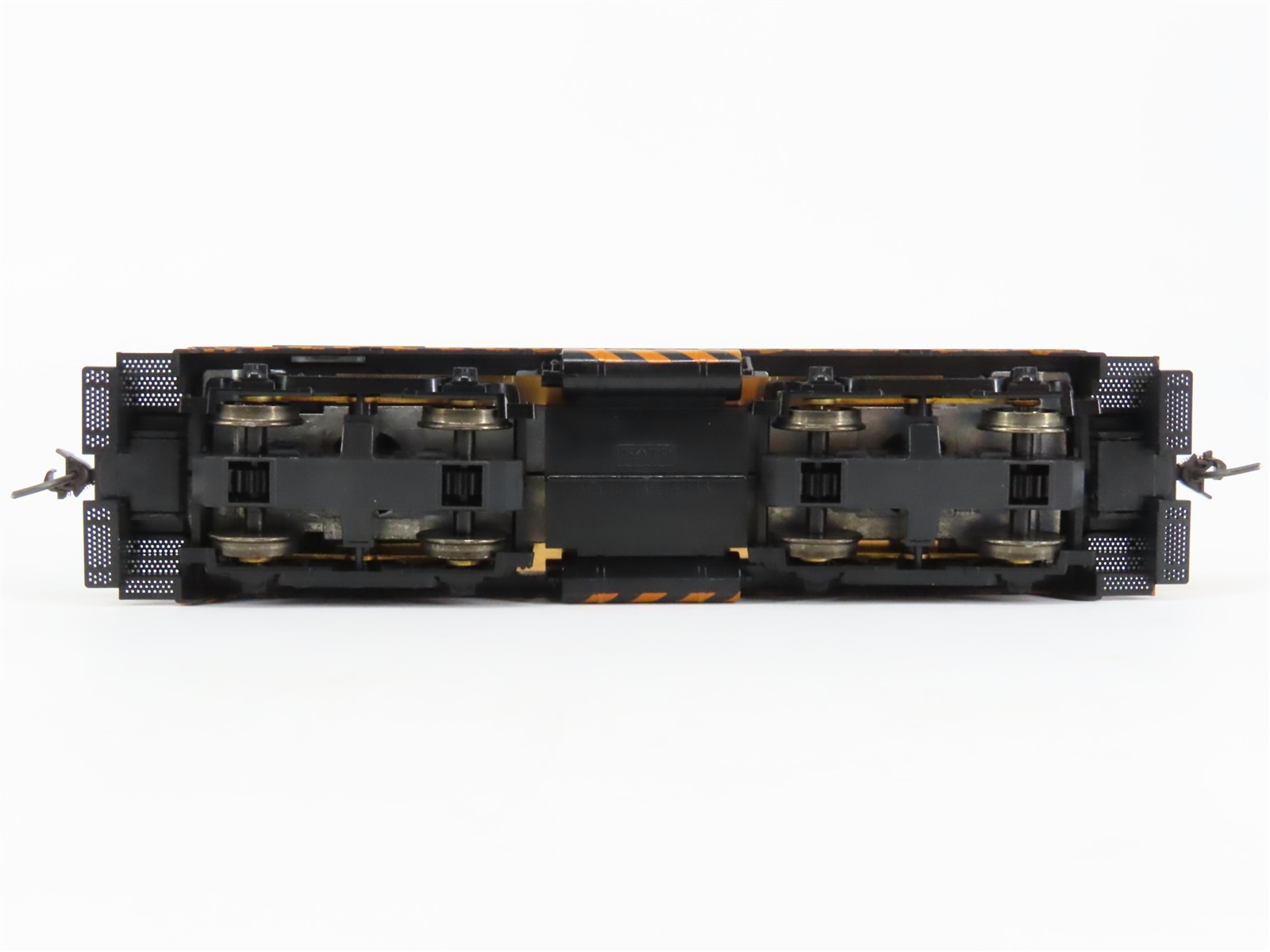 HO Scale KATO 37-1010 SP Southern Pacific EMD NW2 Ph. 1 Diesel Switcher #1313