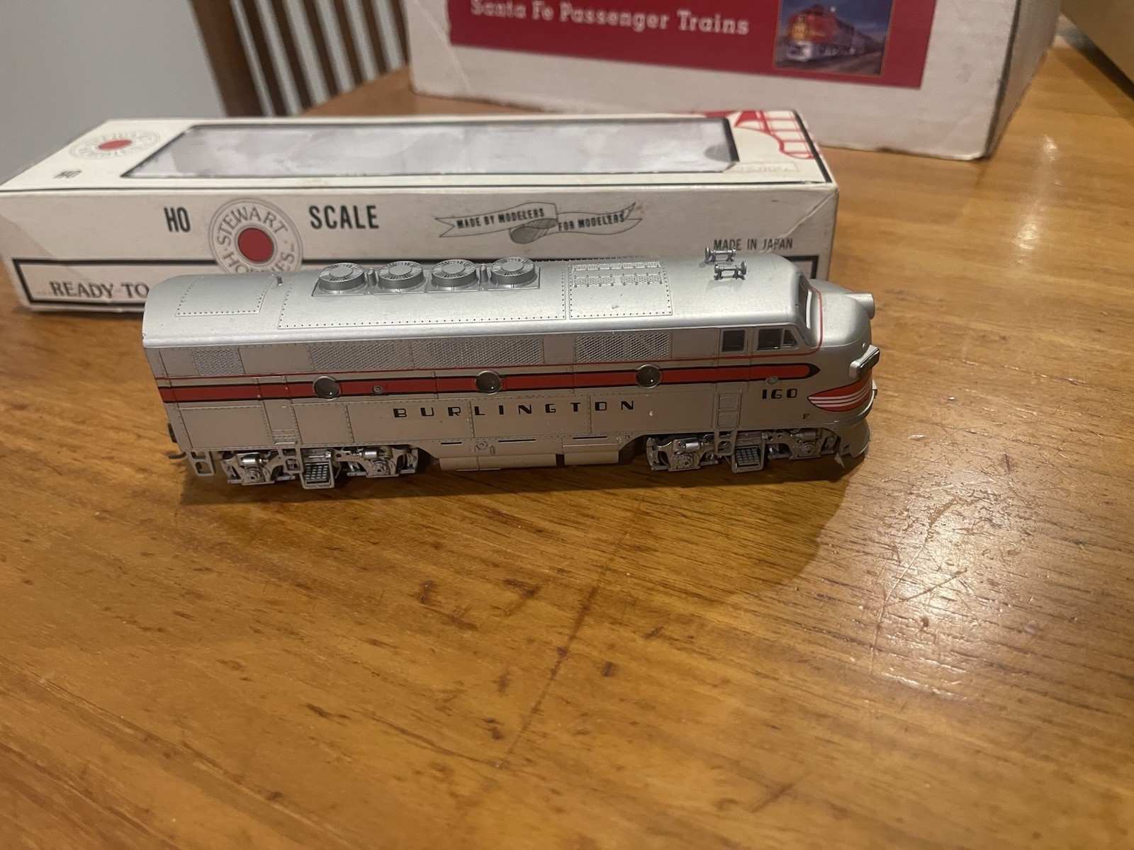 Stewart Hobbies HO Scale Burlington CB&Q Locomotive A-B Set-Vintage