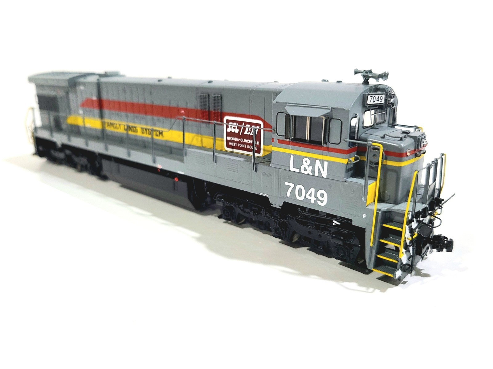 Overland OMI SCL L&N GE C30-7 Family Lines System #7049 HO Brass #087010055.1
