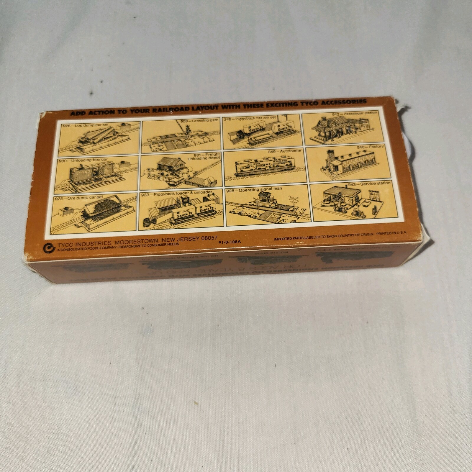 TYCO H O SCALE SILVER VIRGINIAN COAL HOPPER CAR VGN 2610. A