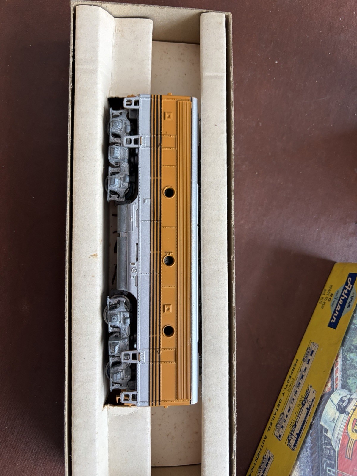 Anthearn Miniture Trains Passenger Series F7 Diesel HI-f Drive Ready -to-run