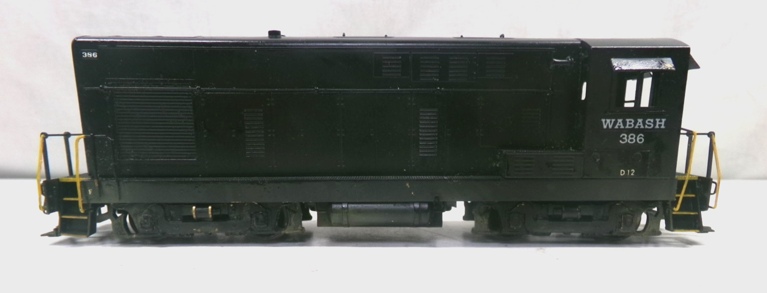 HO brass Fairbanks/Morse H12-44 diesel engine in original box (lot BB 587)