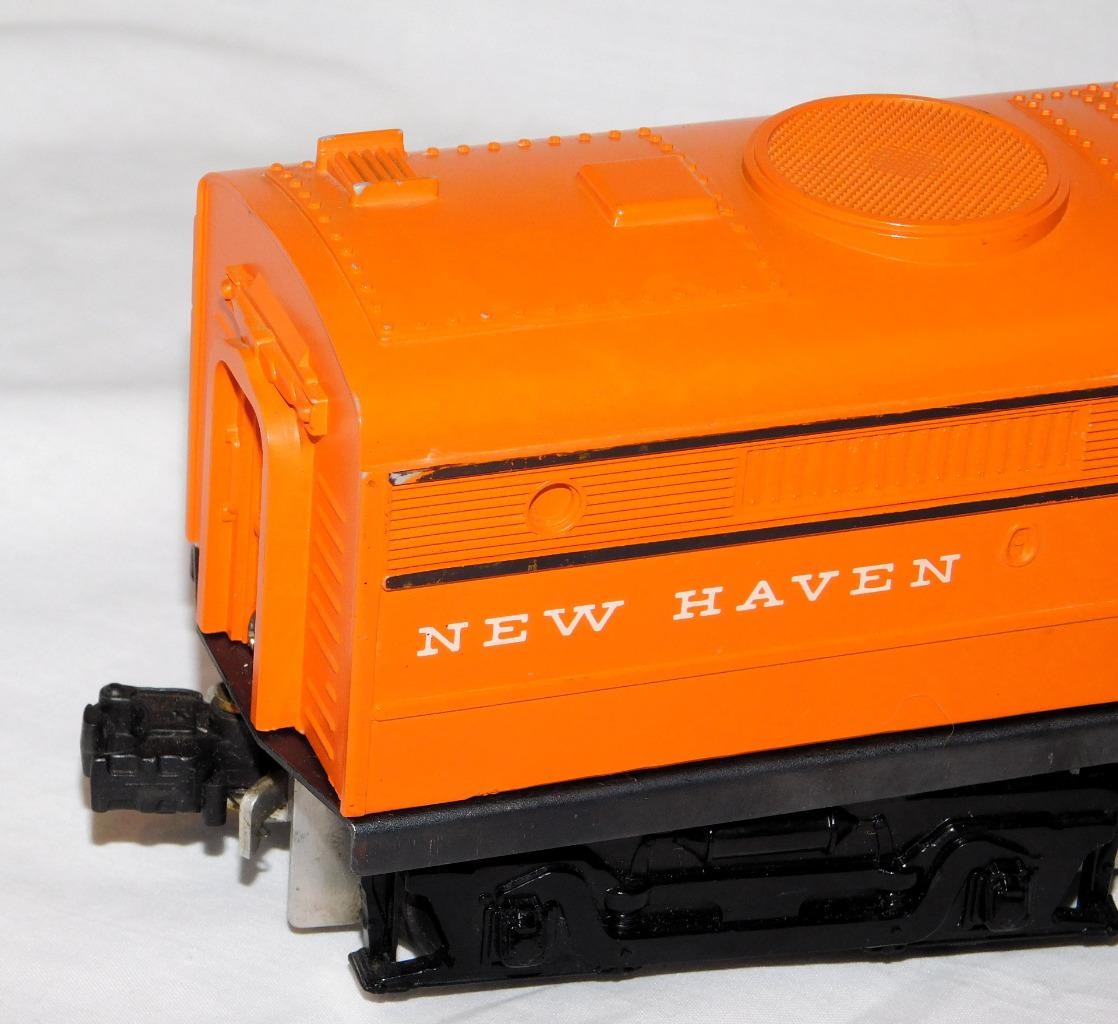 Scarce Lionel 232 New Haven A Alco Diesel w/BLACK PILOT/Apron 1962 Runs INTRSTNG
