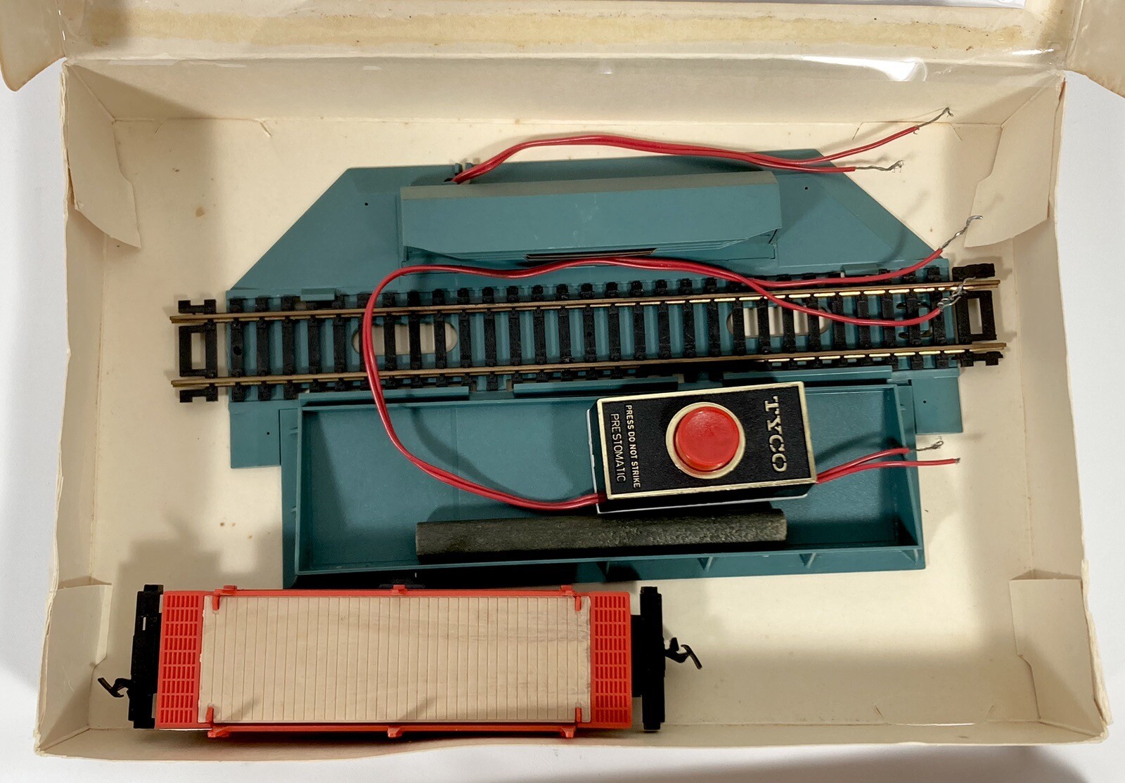 LOT HO Tyco Atlas Track Train Log Dump Autoloader Piggyback Car Set Switches Vtg