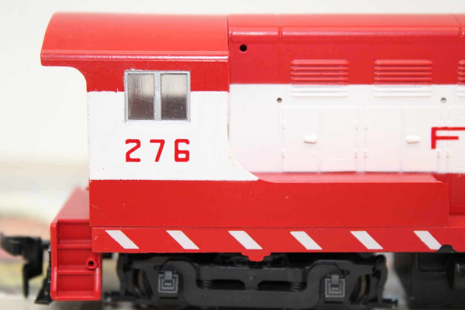 Walthers HO Scale SLSF Frisco FM H10-44 Diesel Locomotive #276 932-1323